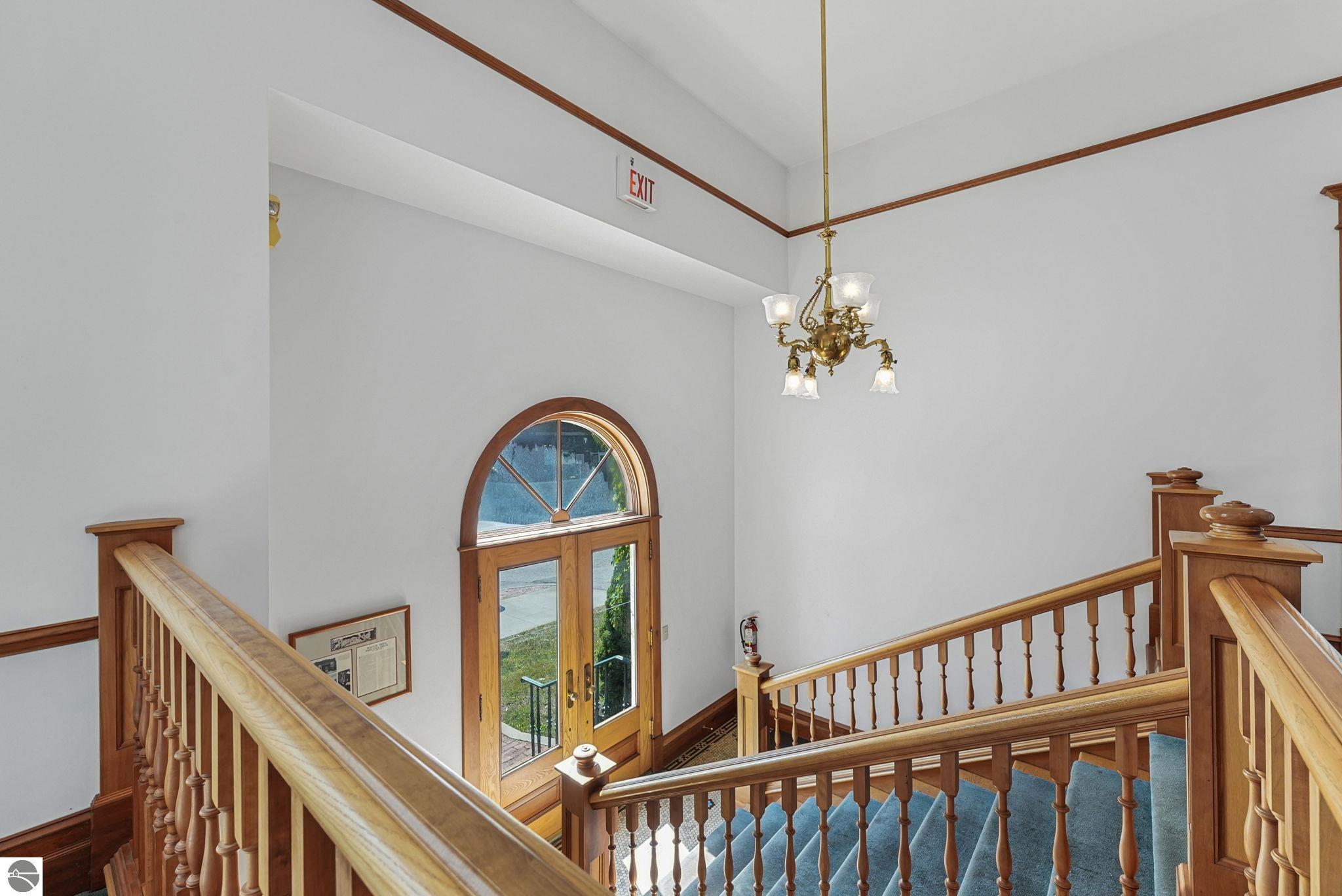 216 Cass Street