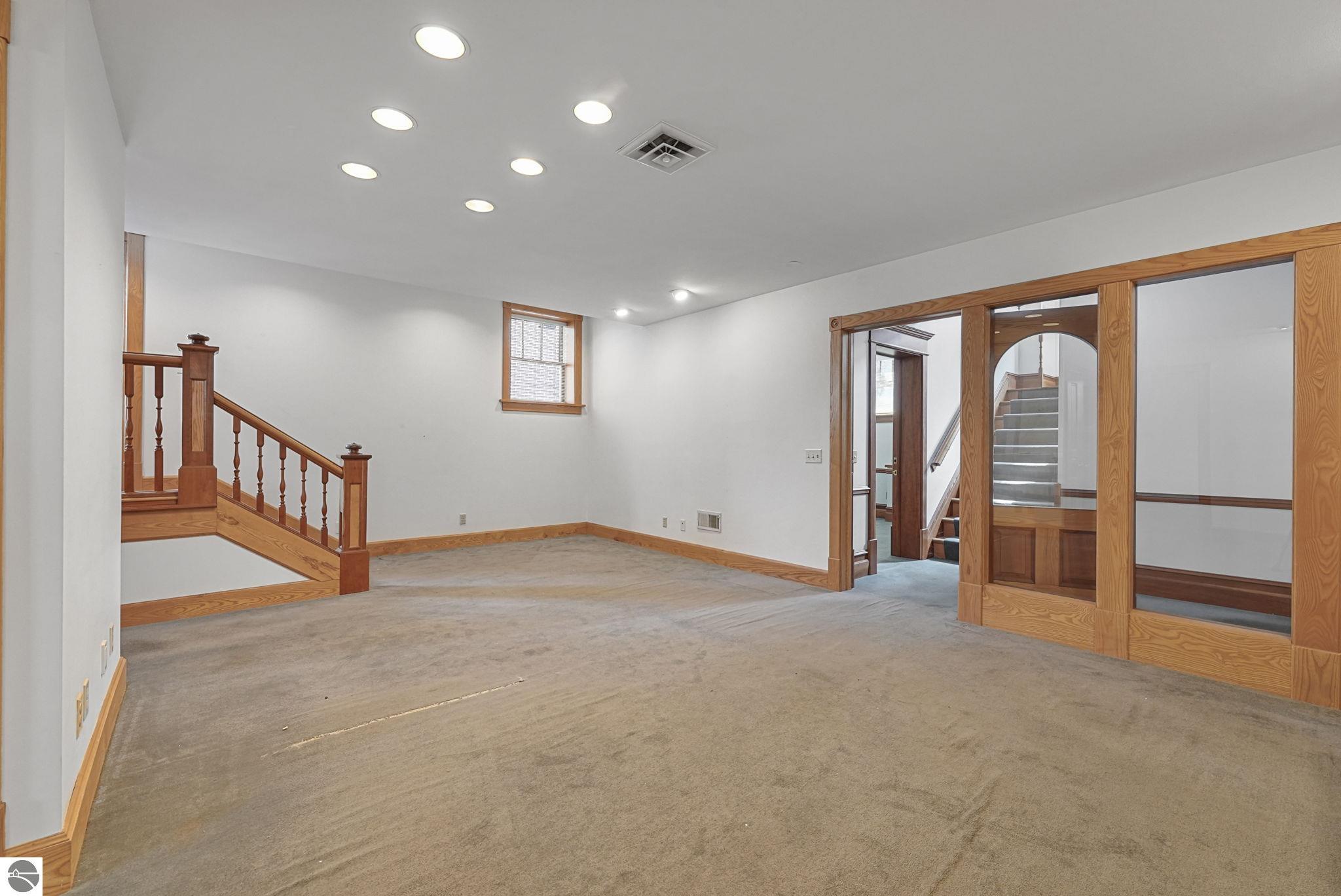 216 Cass Street