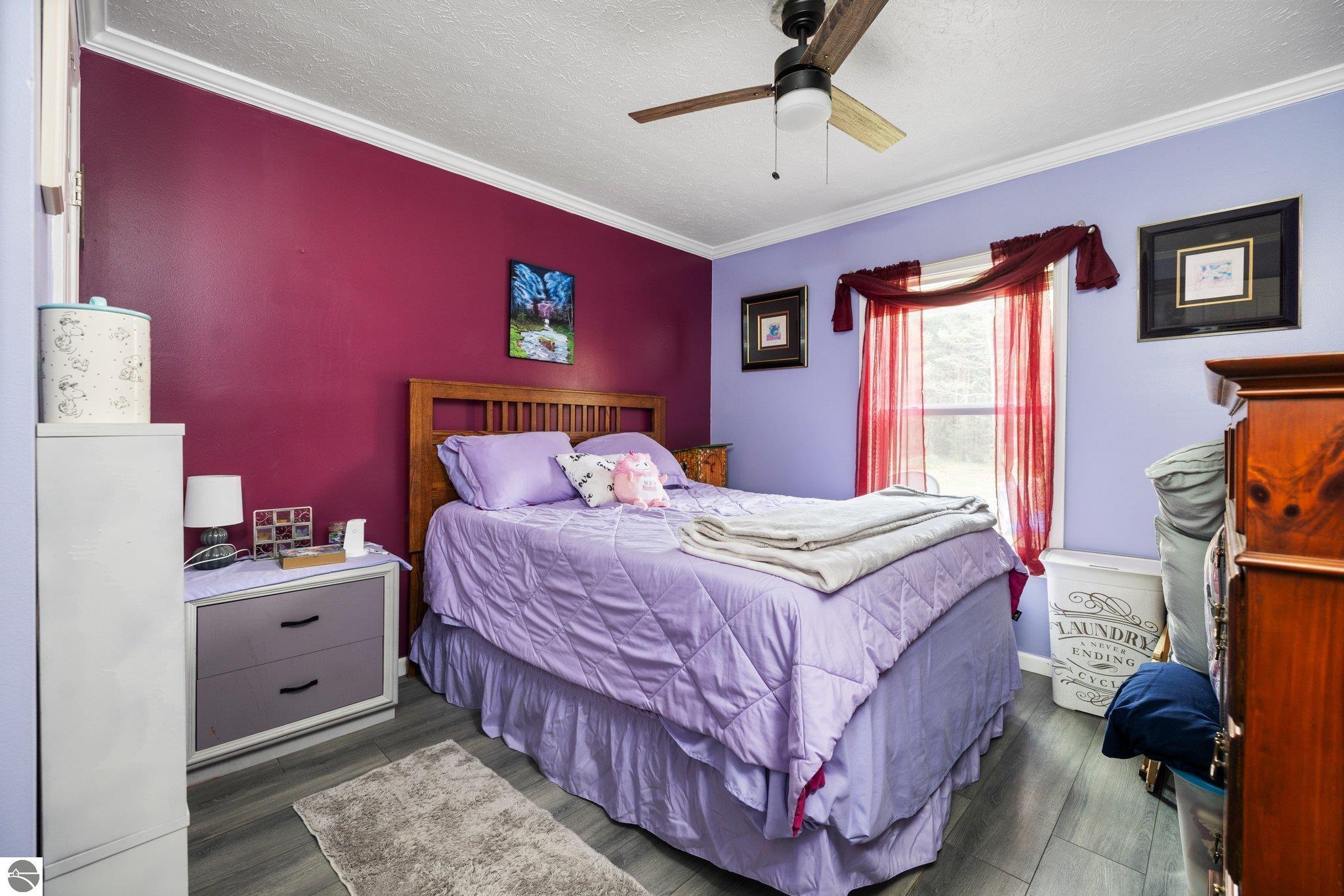 898 Leya Lane