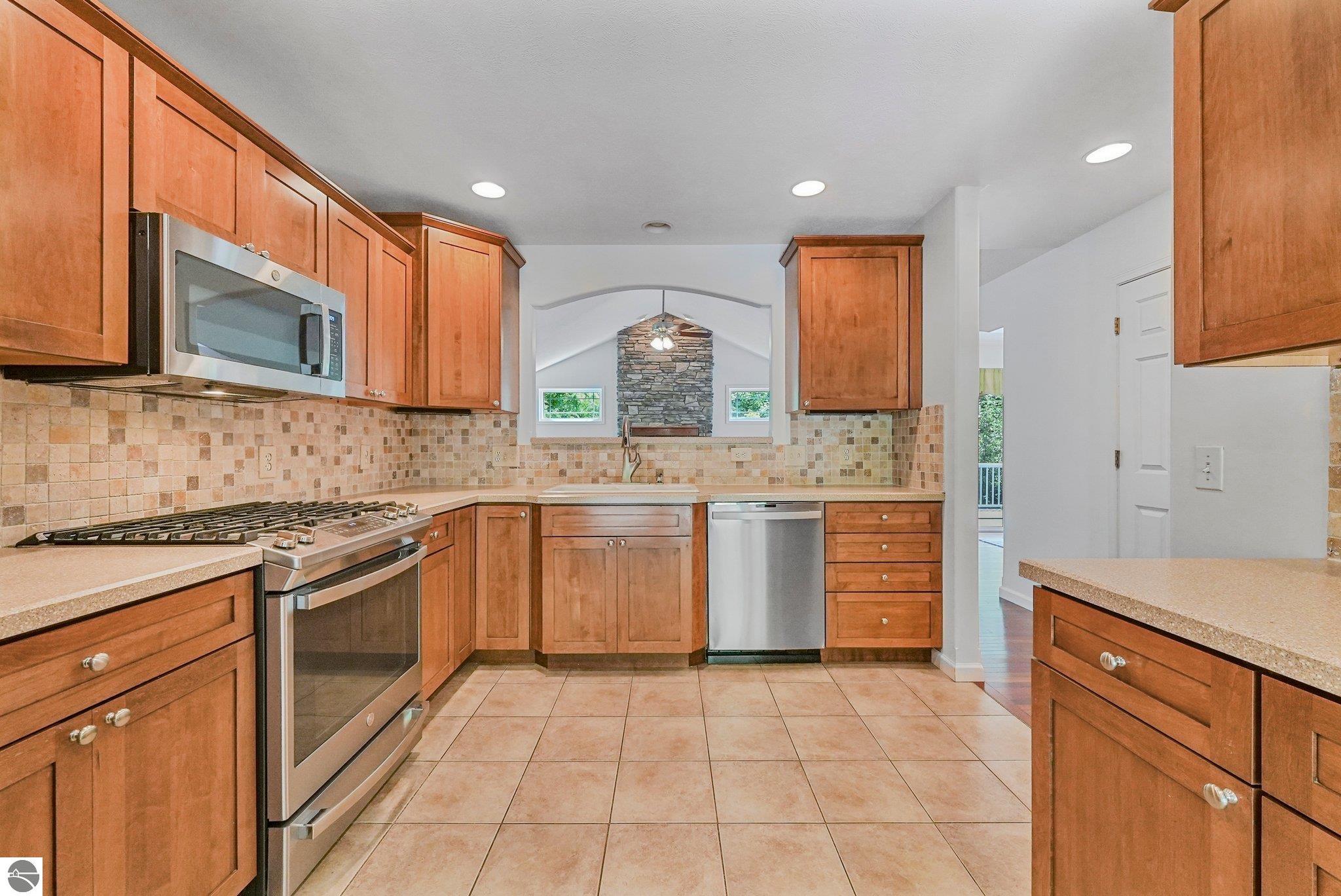 5151 Hidden Gables Drive
