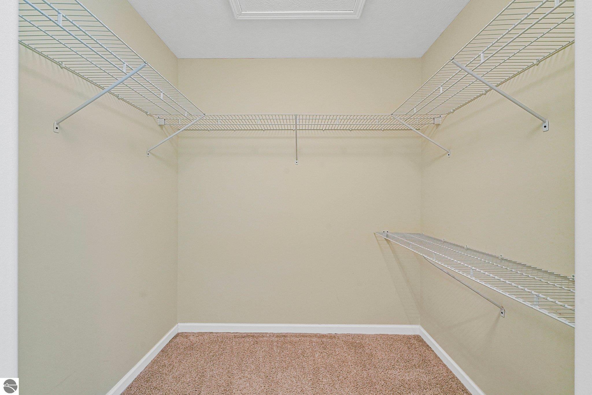 5151 Hidden Gables Drive