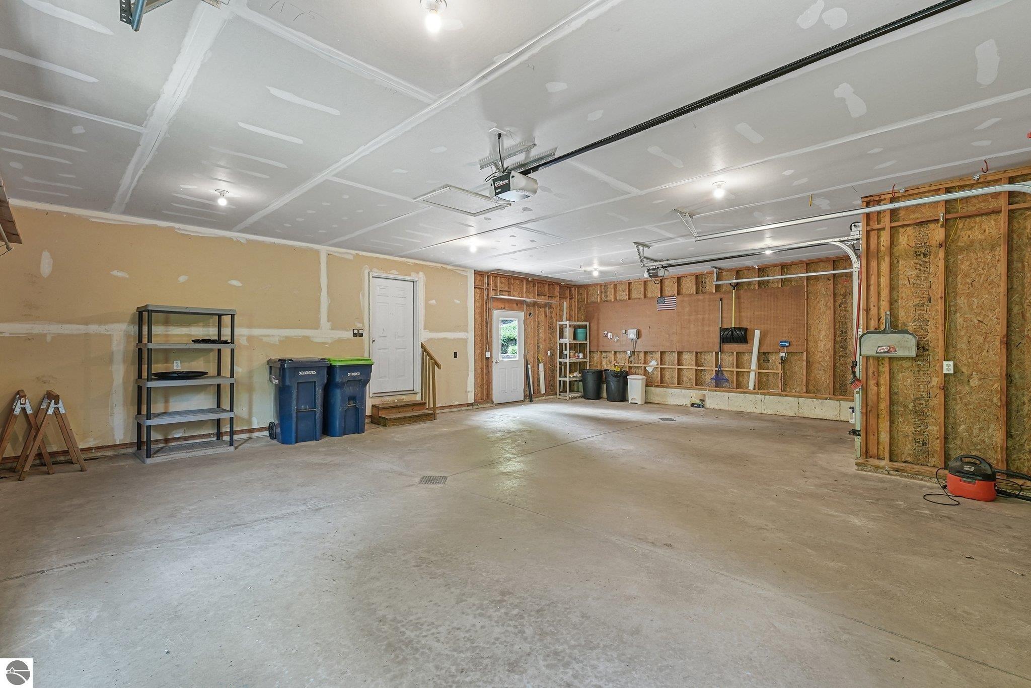 5151 Hidden Gables Drive