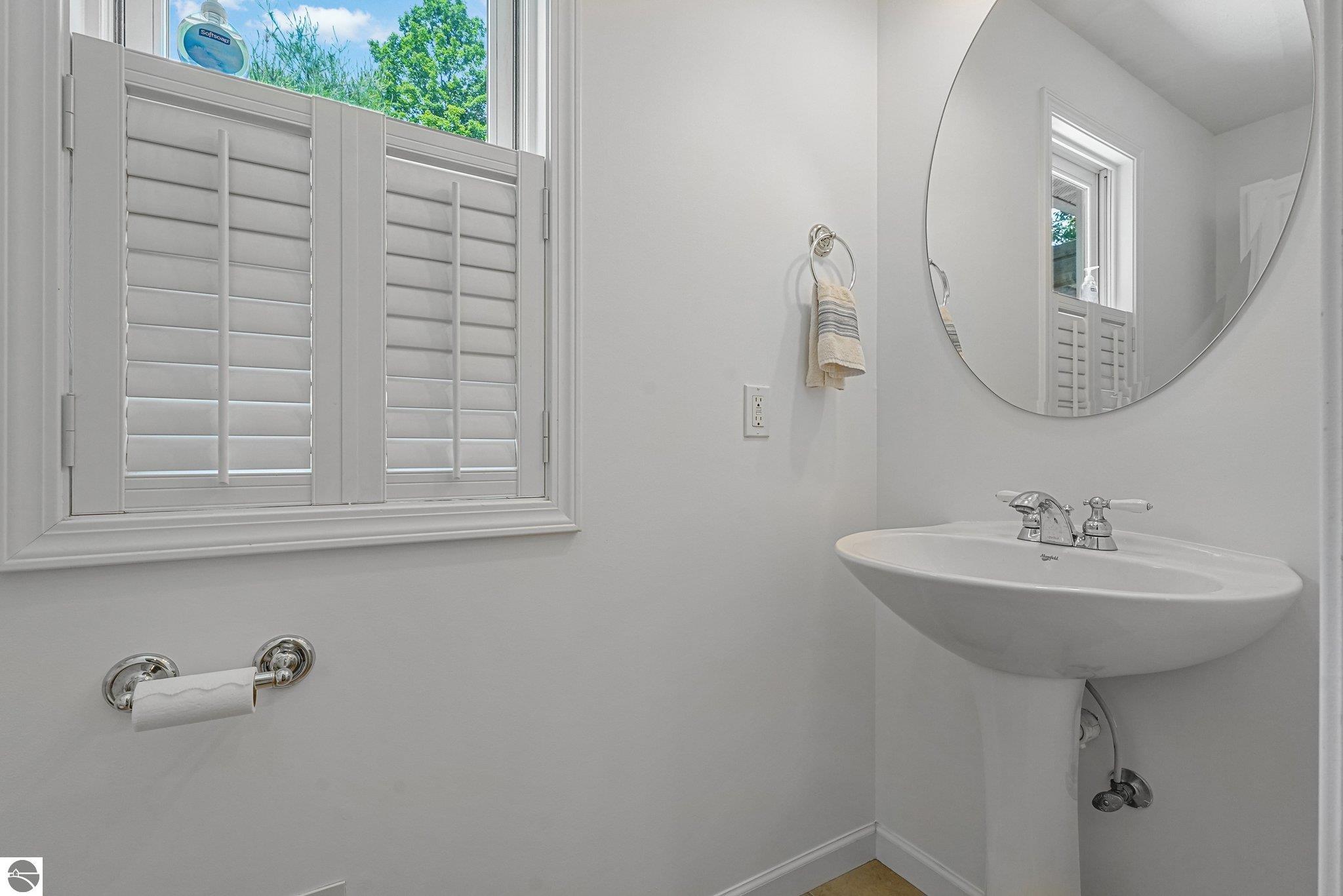 5151 Hidden Gables Drive