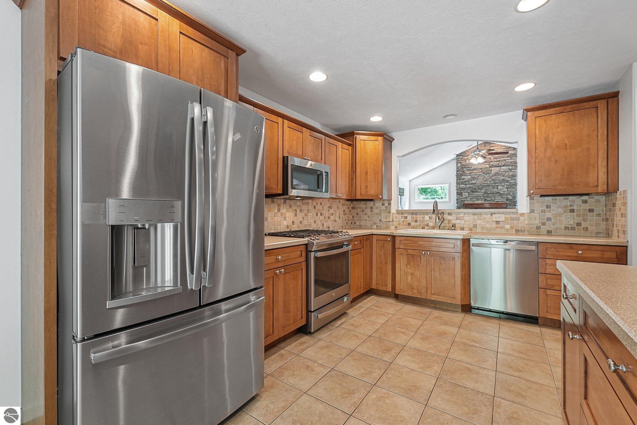 5151 Hidden Gables Drive