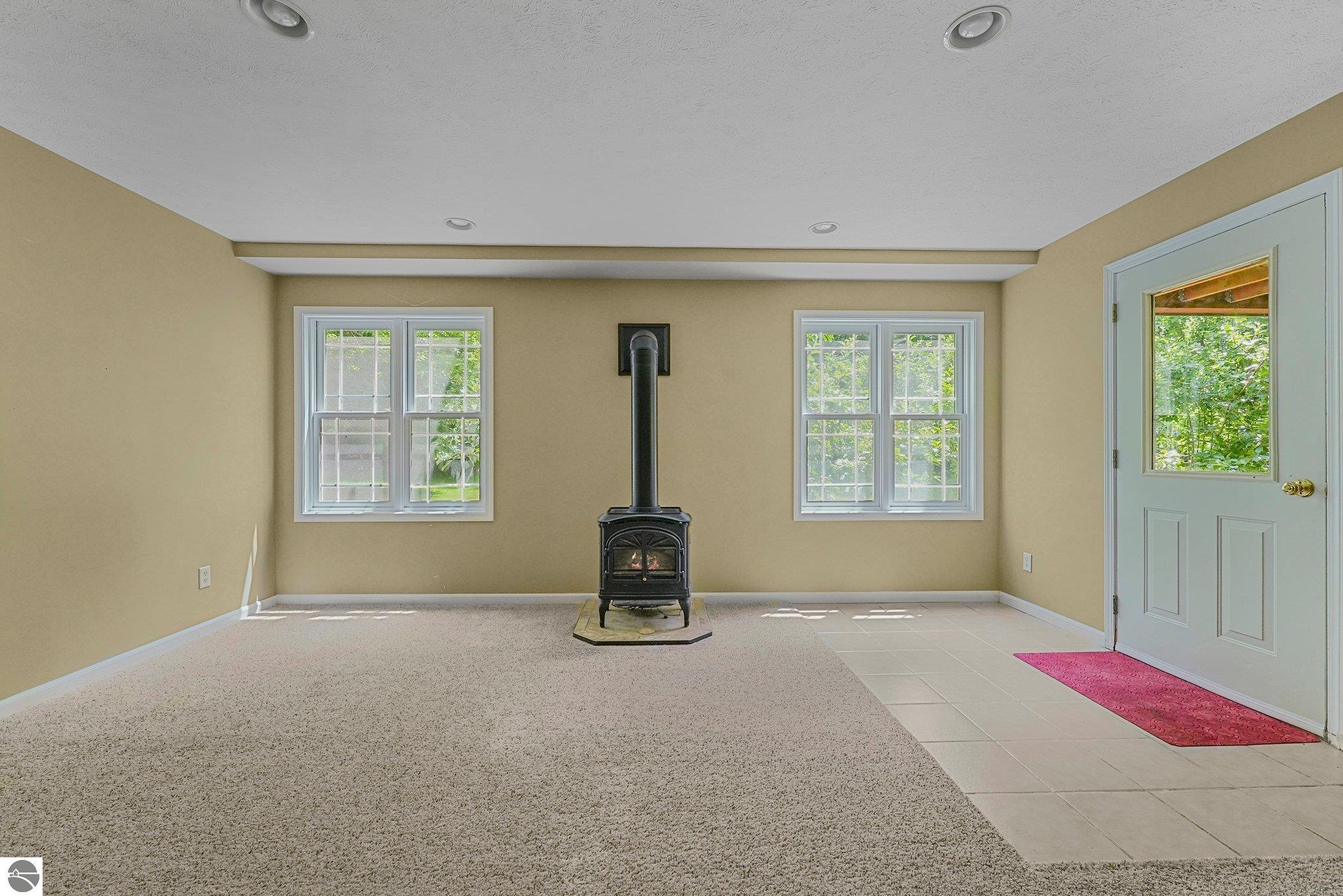 5151 Hidden Gables Drive