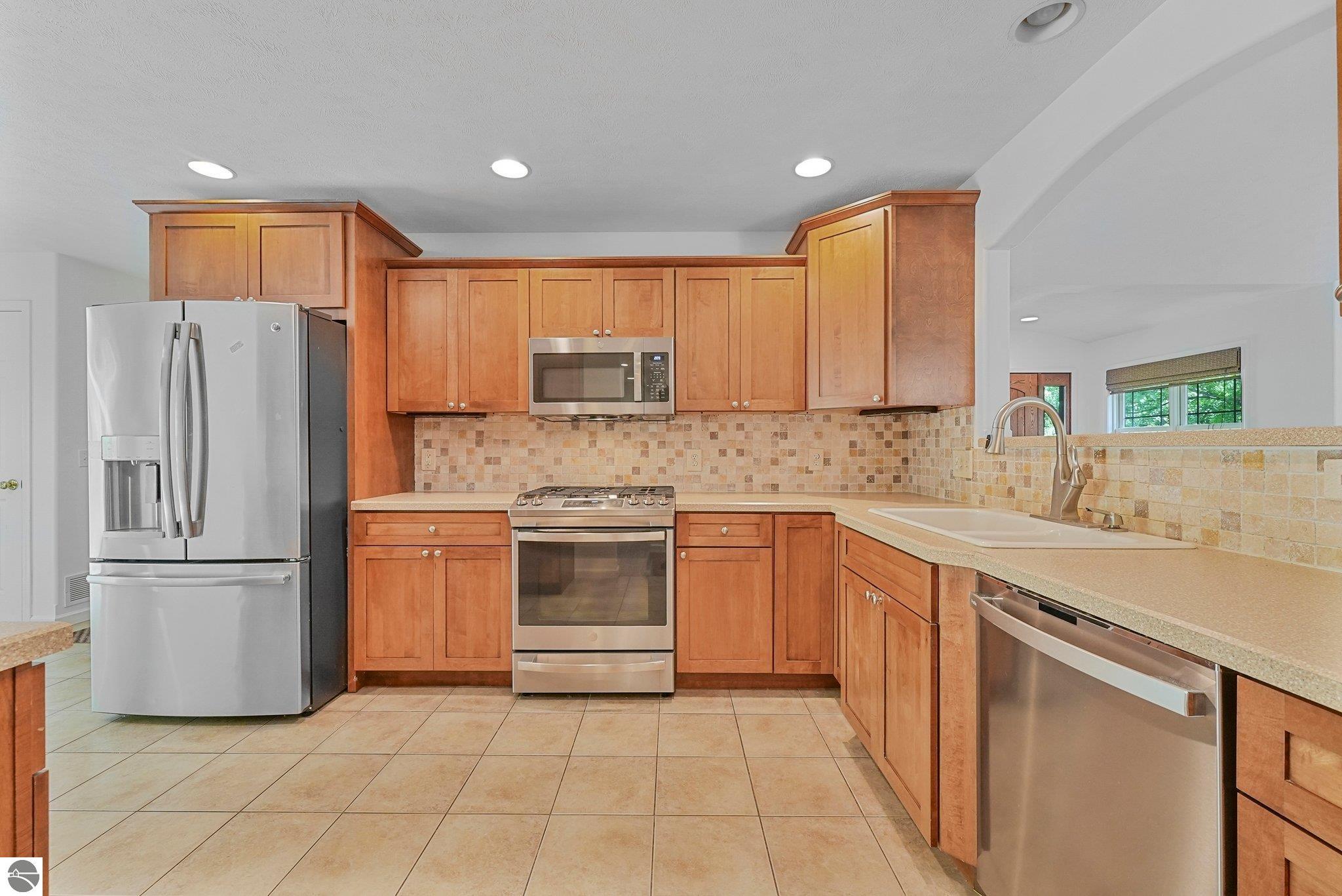 5151 Hidden Gables Drive