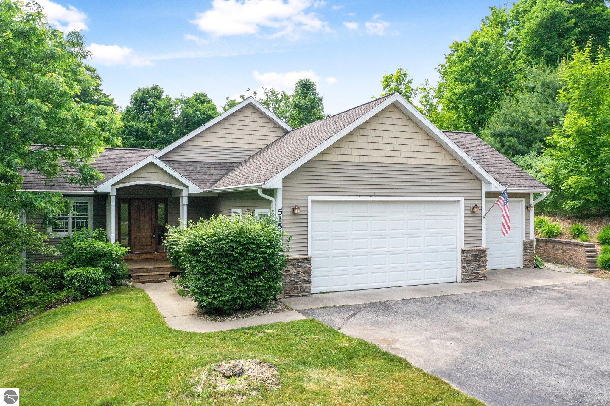 5151 Hidden Gables Drive