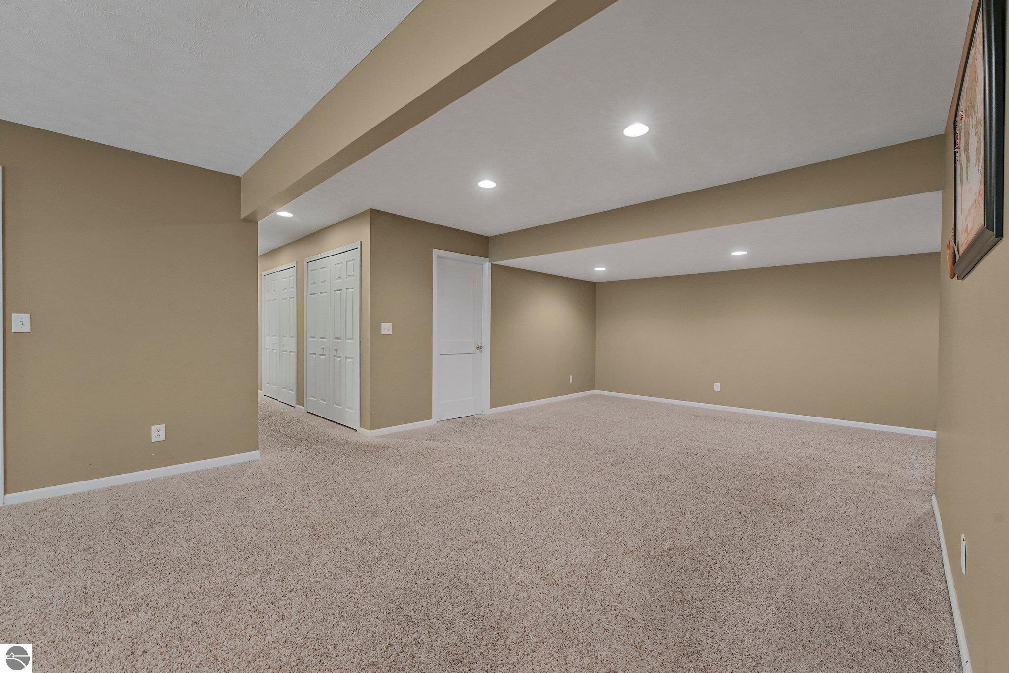 5151 Hidden Gables Drive