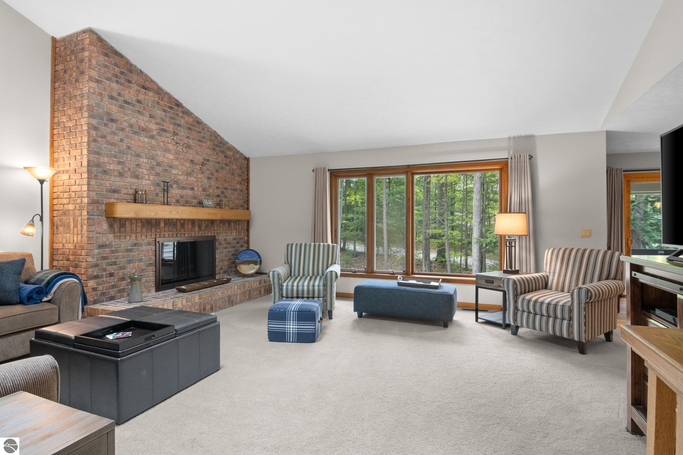 6278 Summit Court