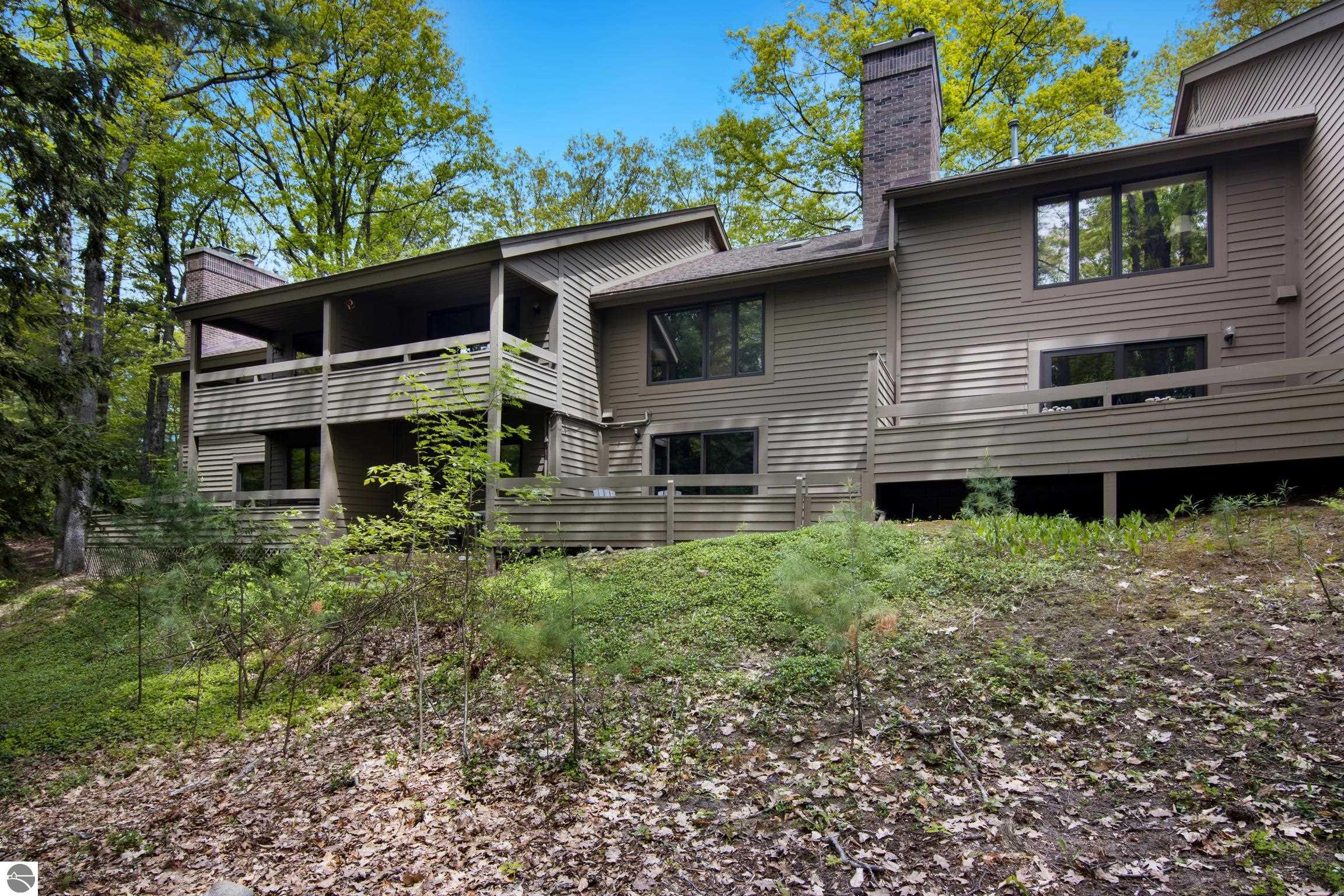 6278 Summit Court
