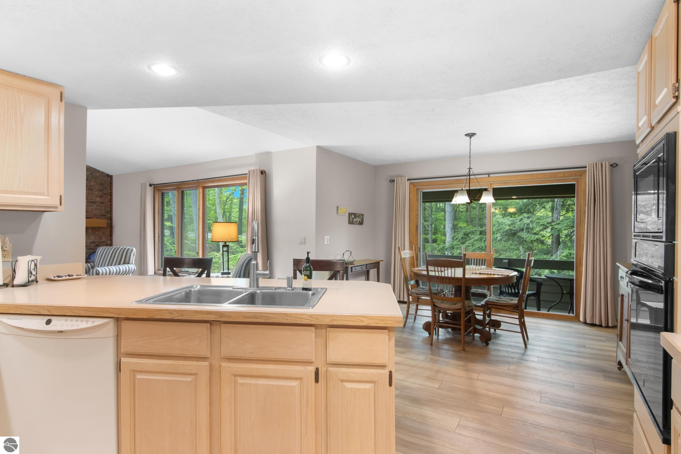 6278 Summit Court