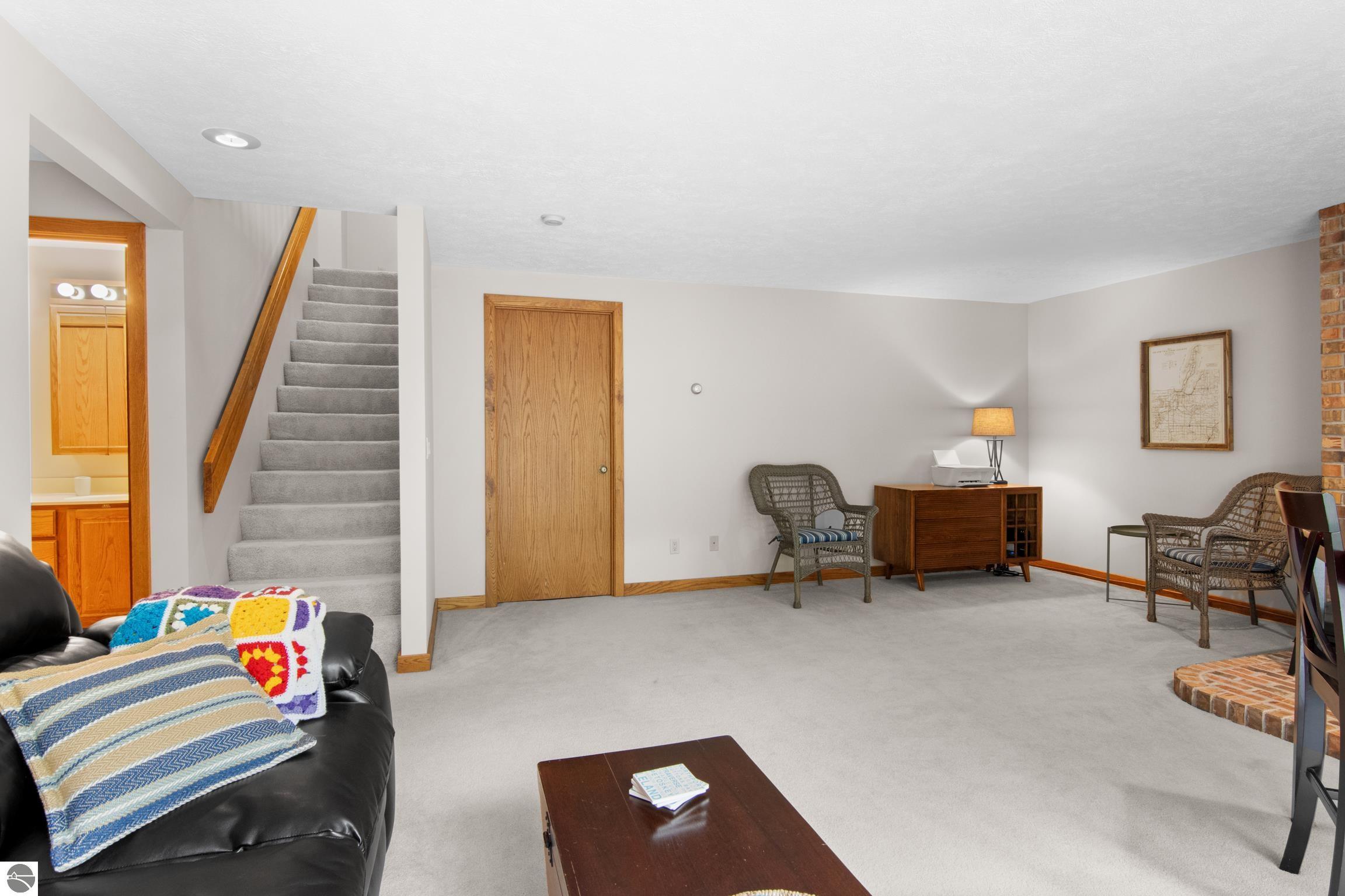 6278 Summit Court