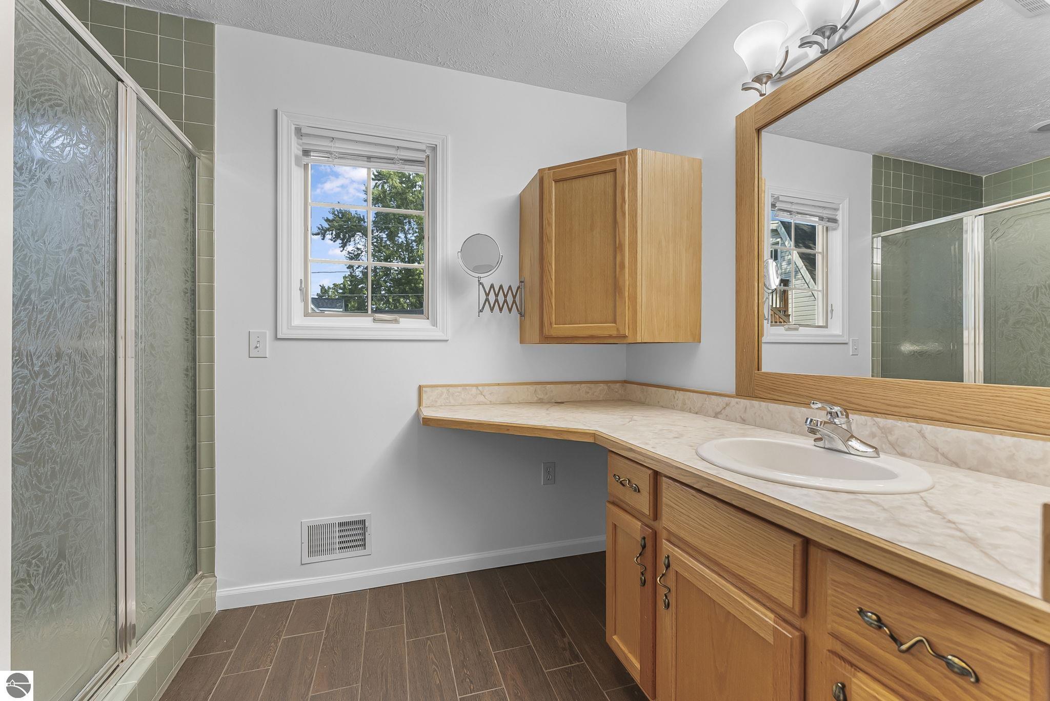 214 W Sixteenth Street