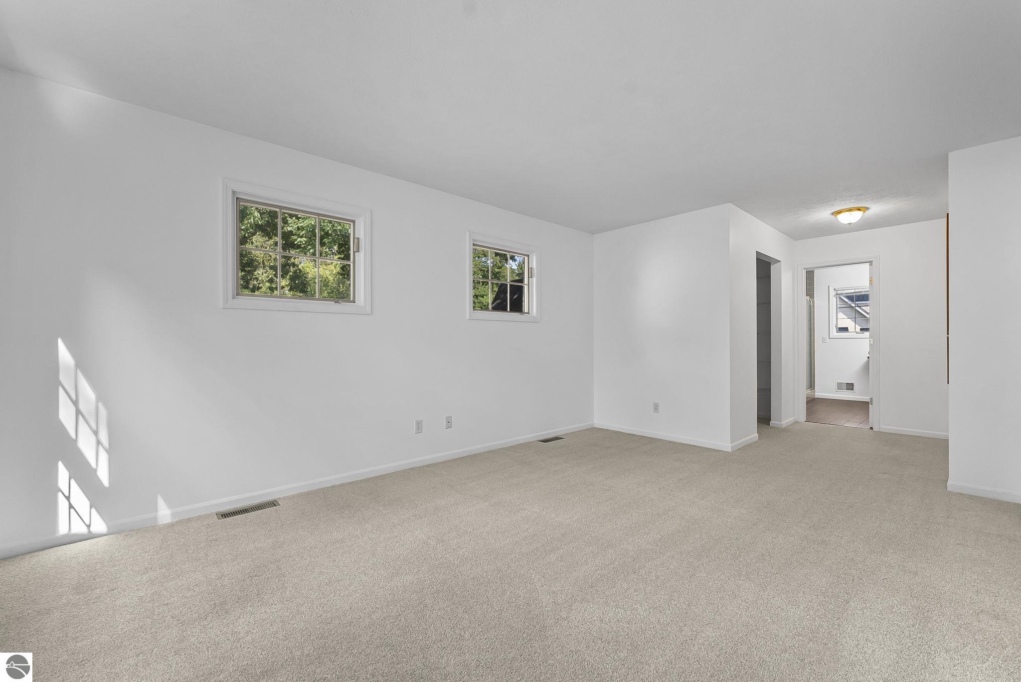 214 W Sixteenth Street