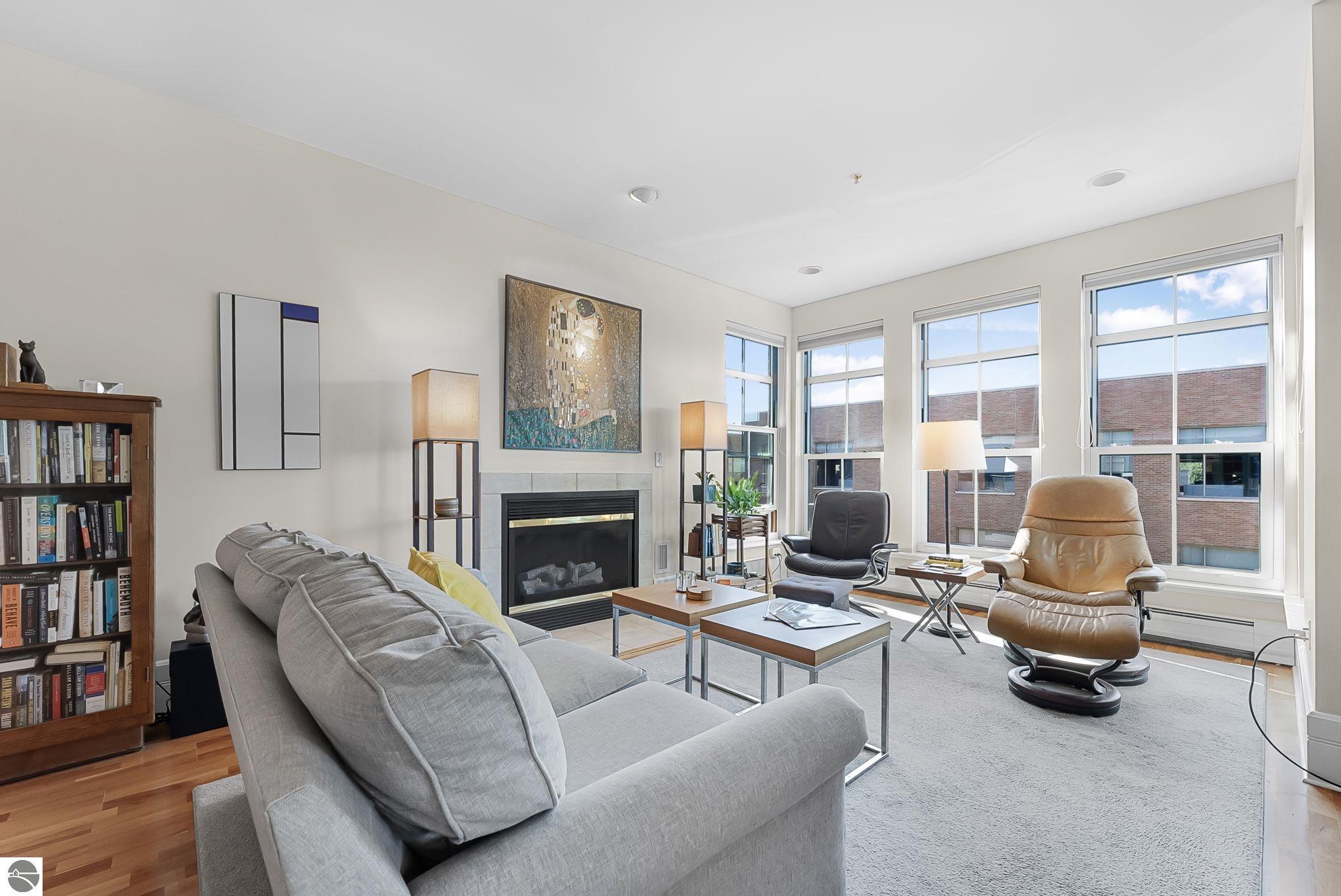 141 Rivers Edge Drive # 309