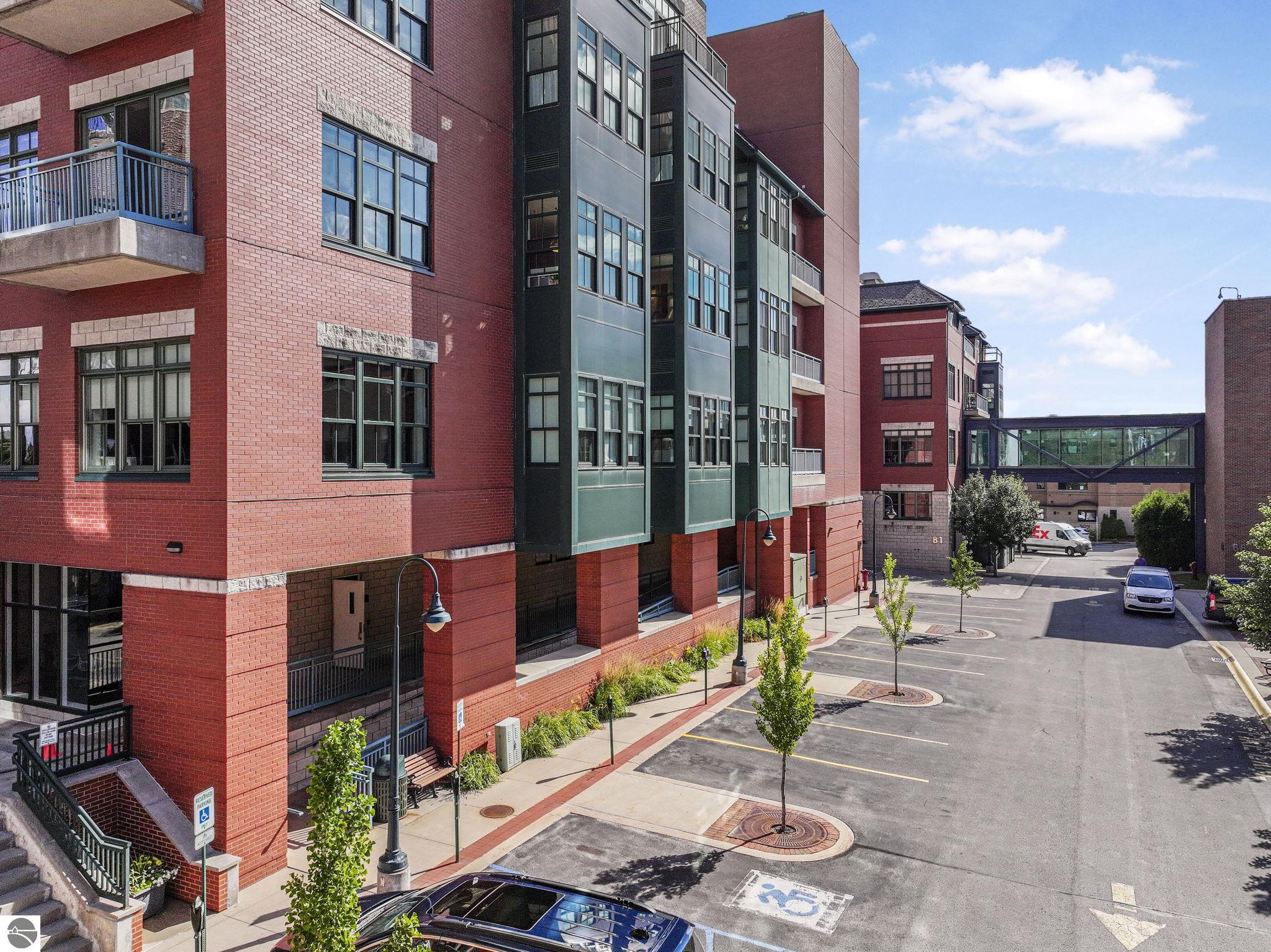 141 Rivers Edge Drive # 309