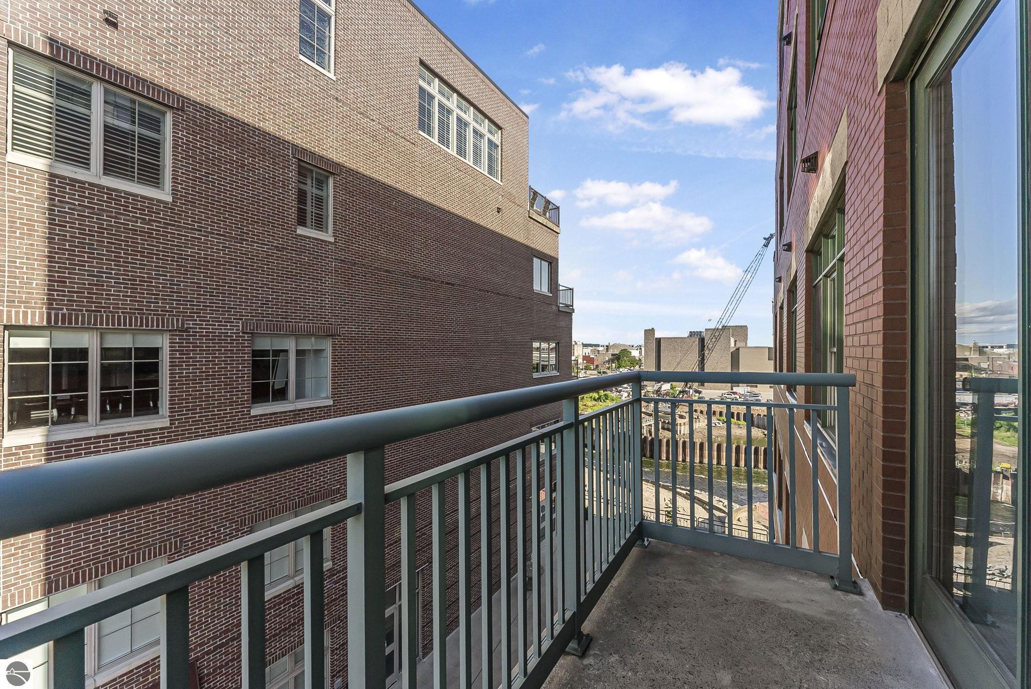 141 Rivers Edge Drive # 309