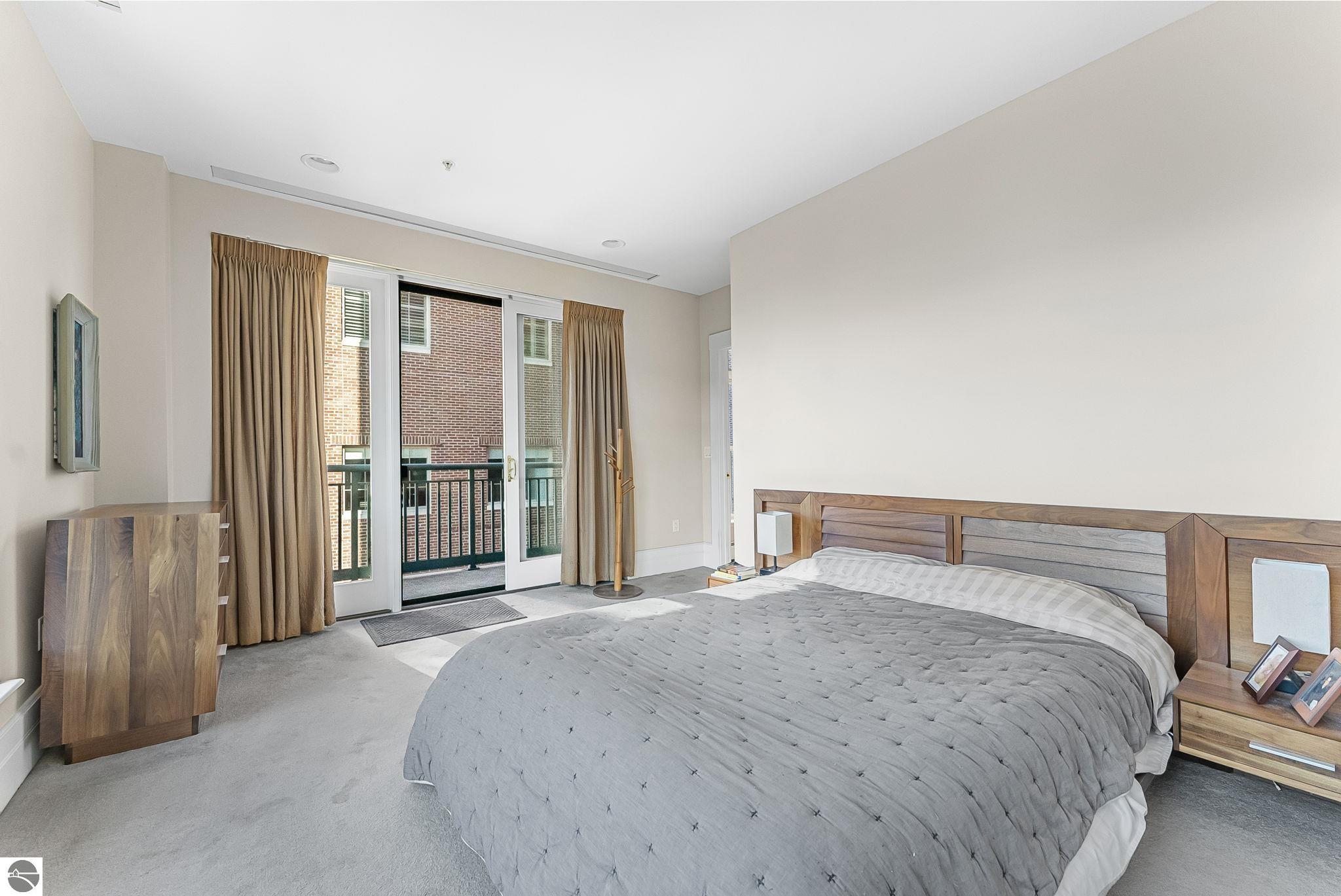 141 Rivers Edge Drive # 309