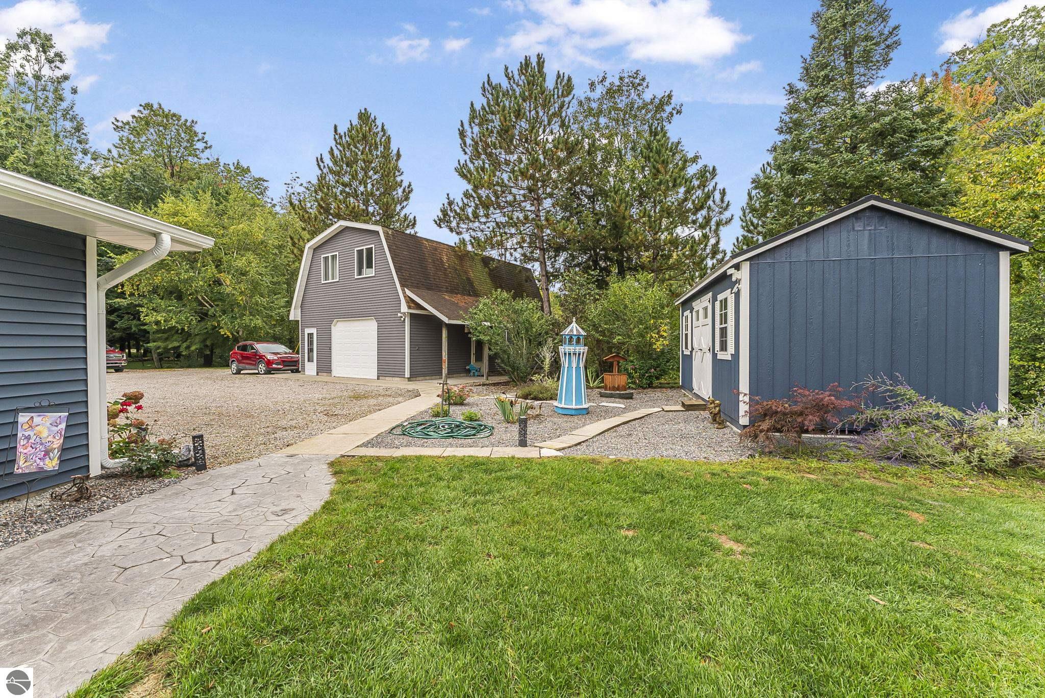 10800 Puryear Drive