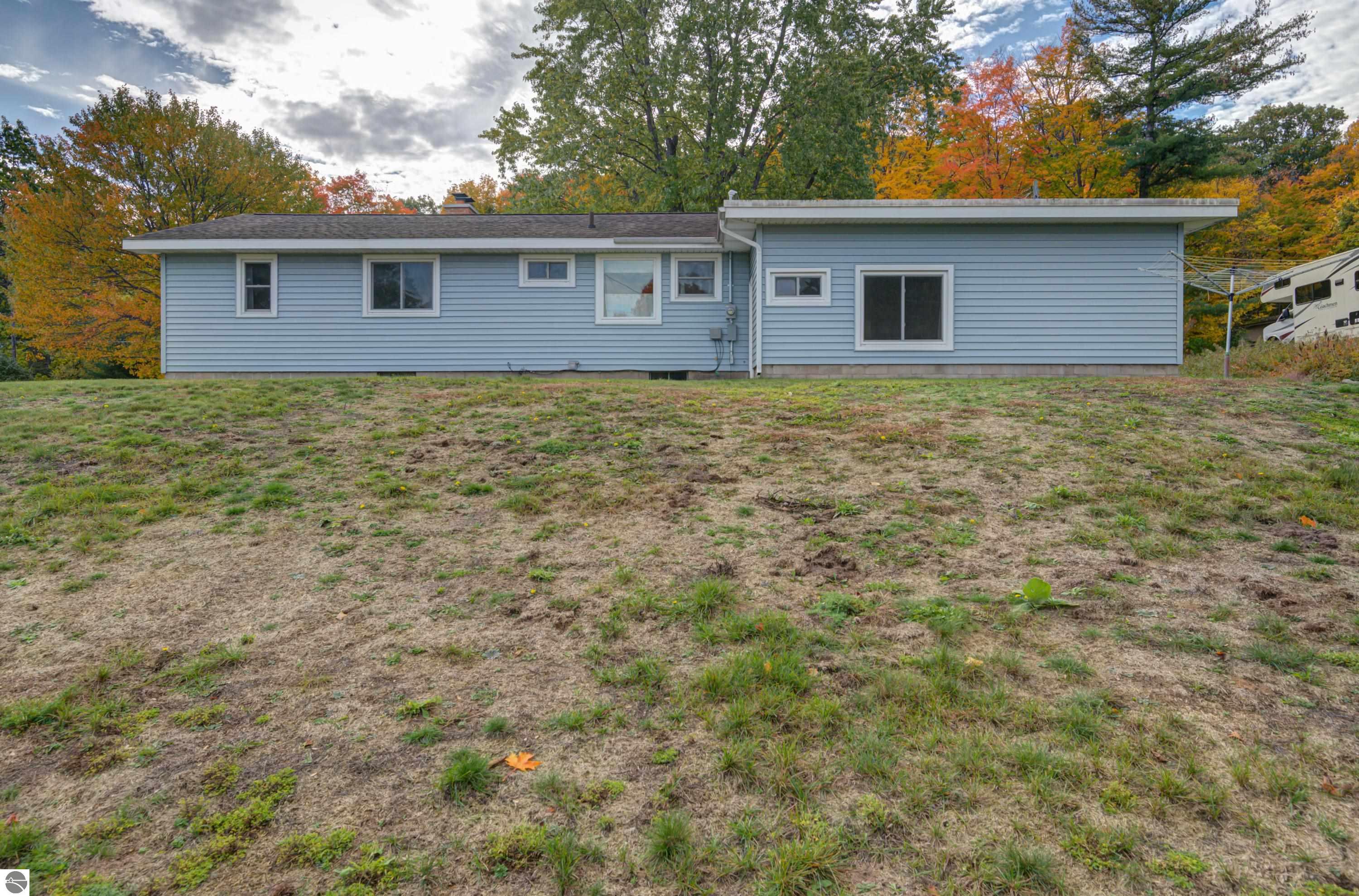 10151 E Grandview Road