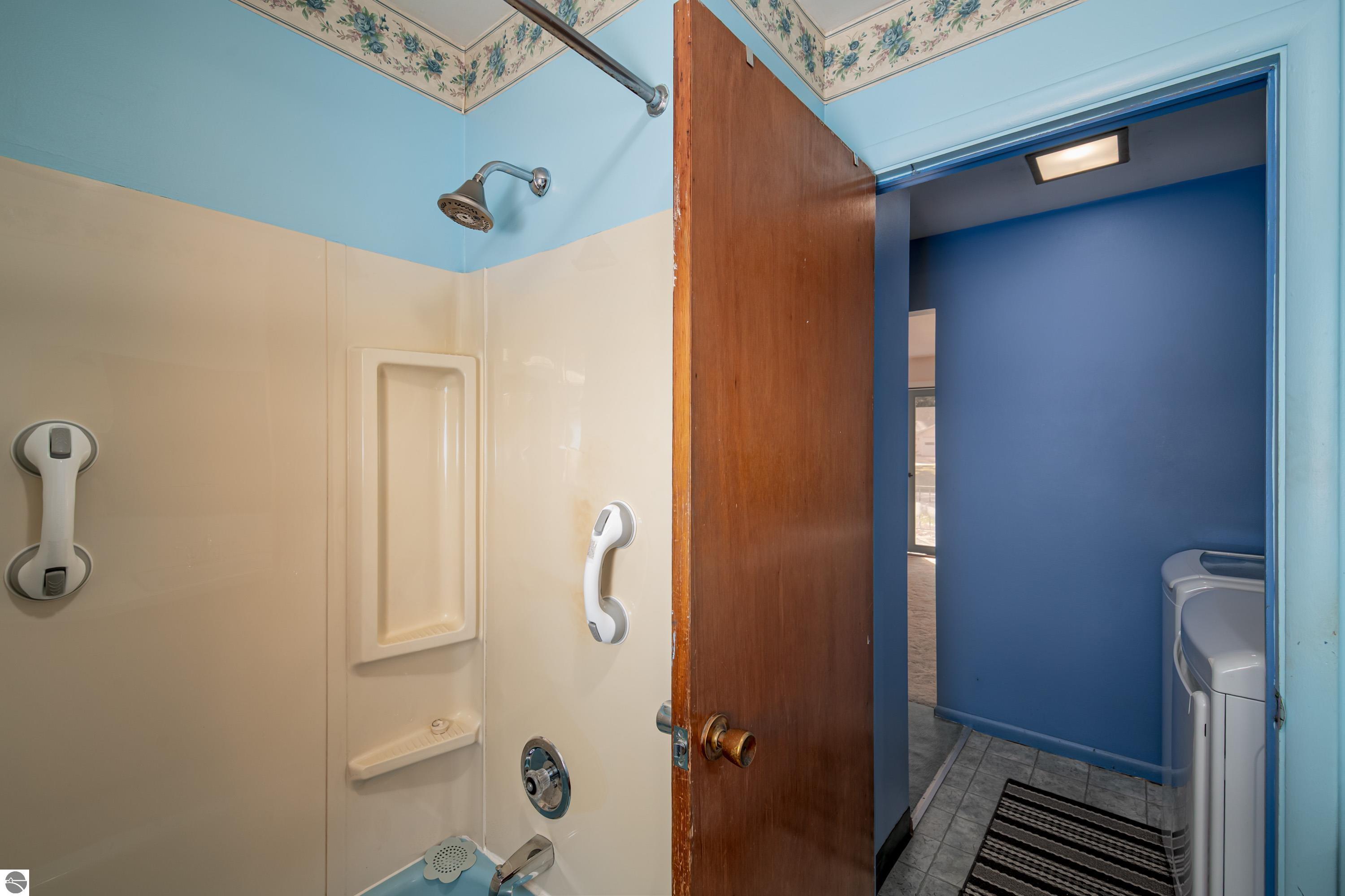 10151 E Grandview Road