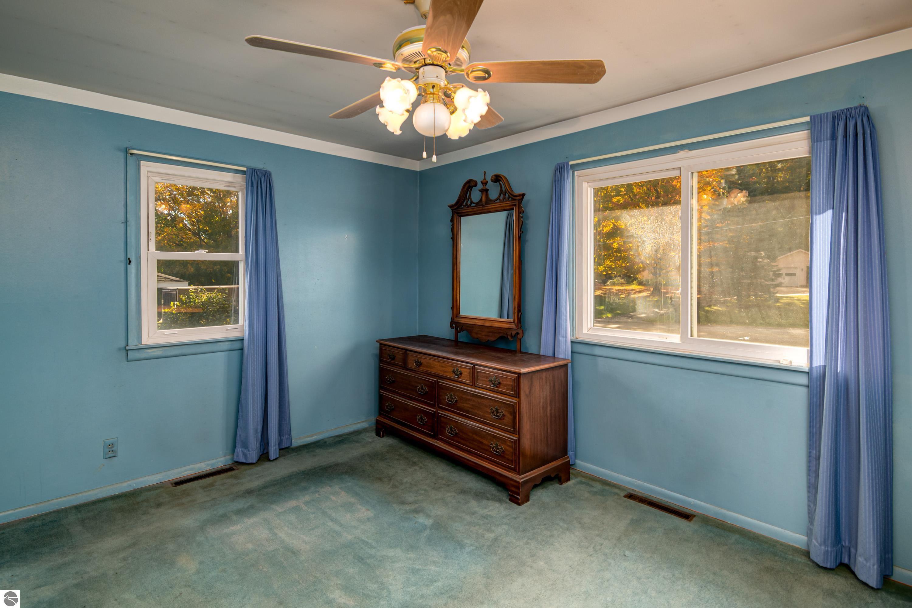 10151 E Grandview Road