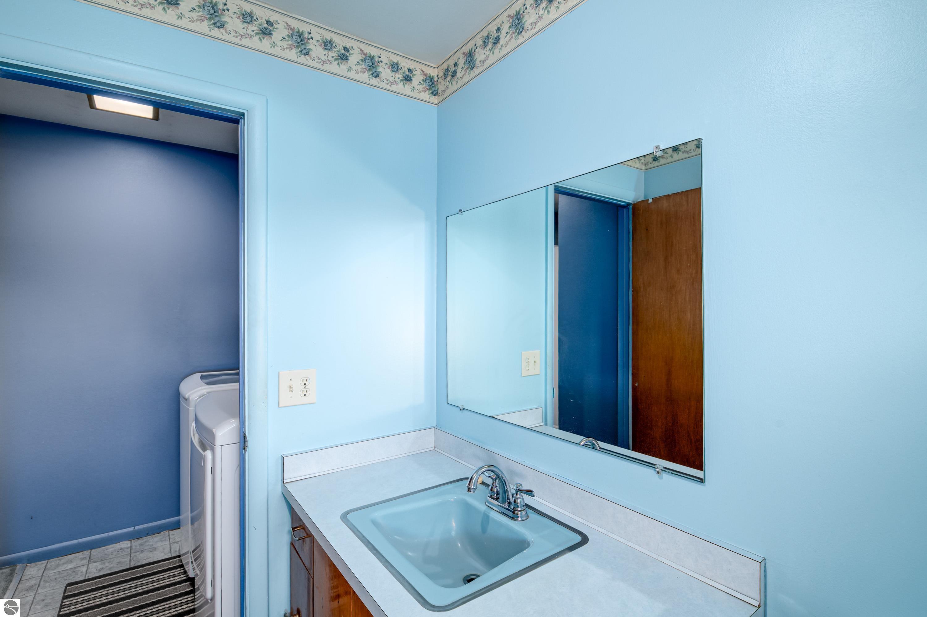 10151 E Grandview Road