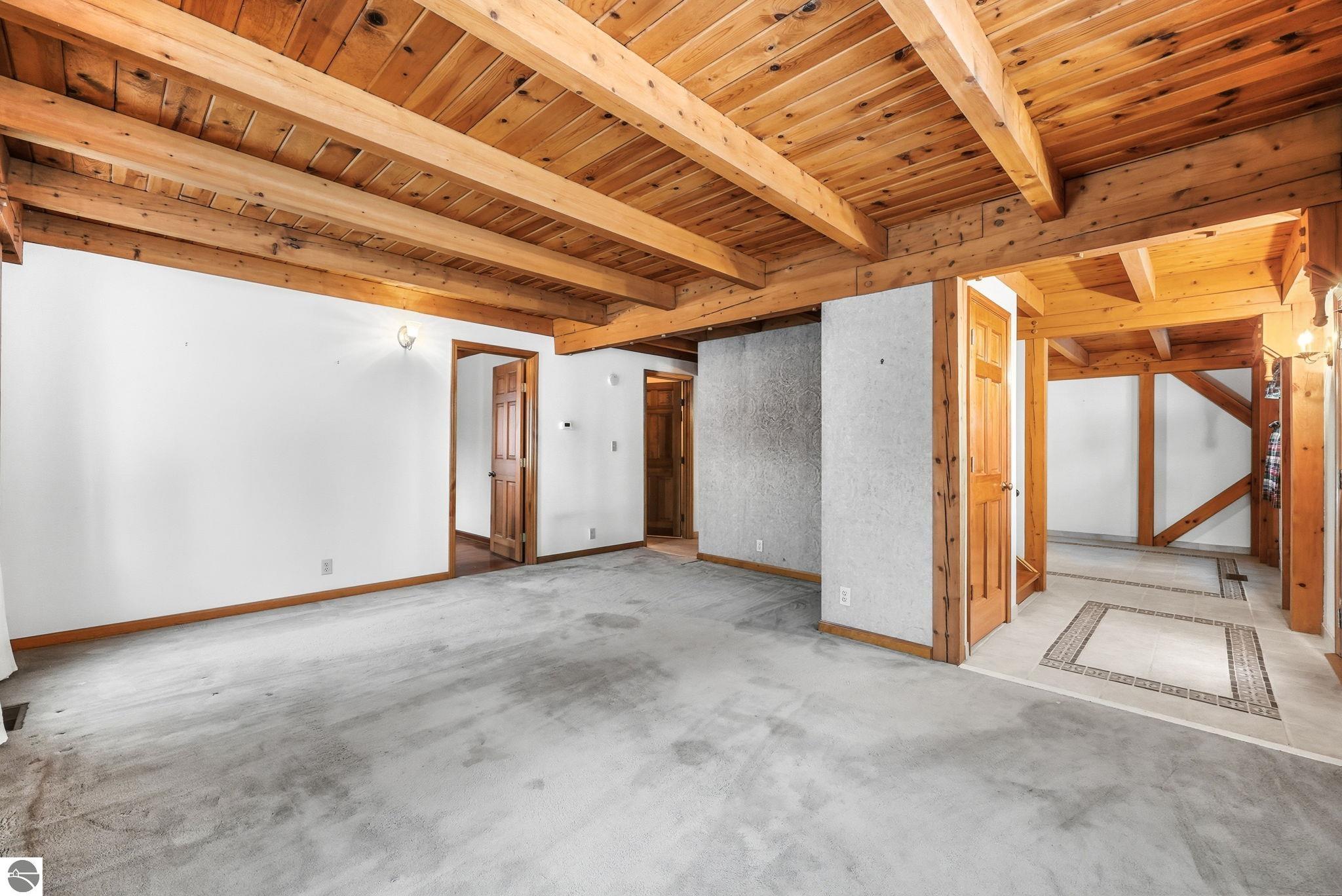 1275 S Nanagosa Trail