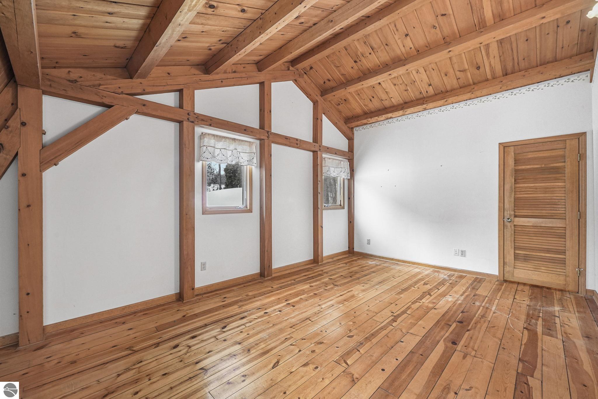 1275 S Nanagosa Trail