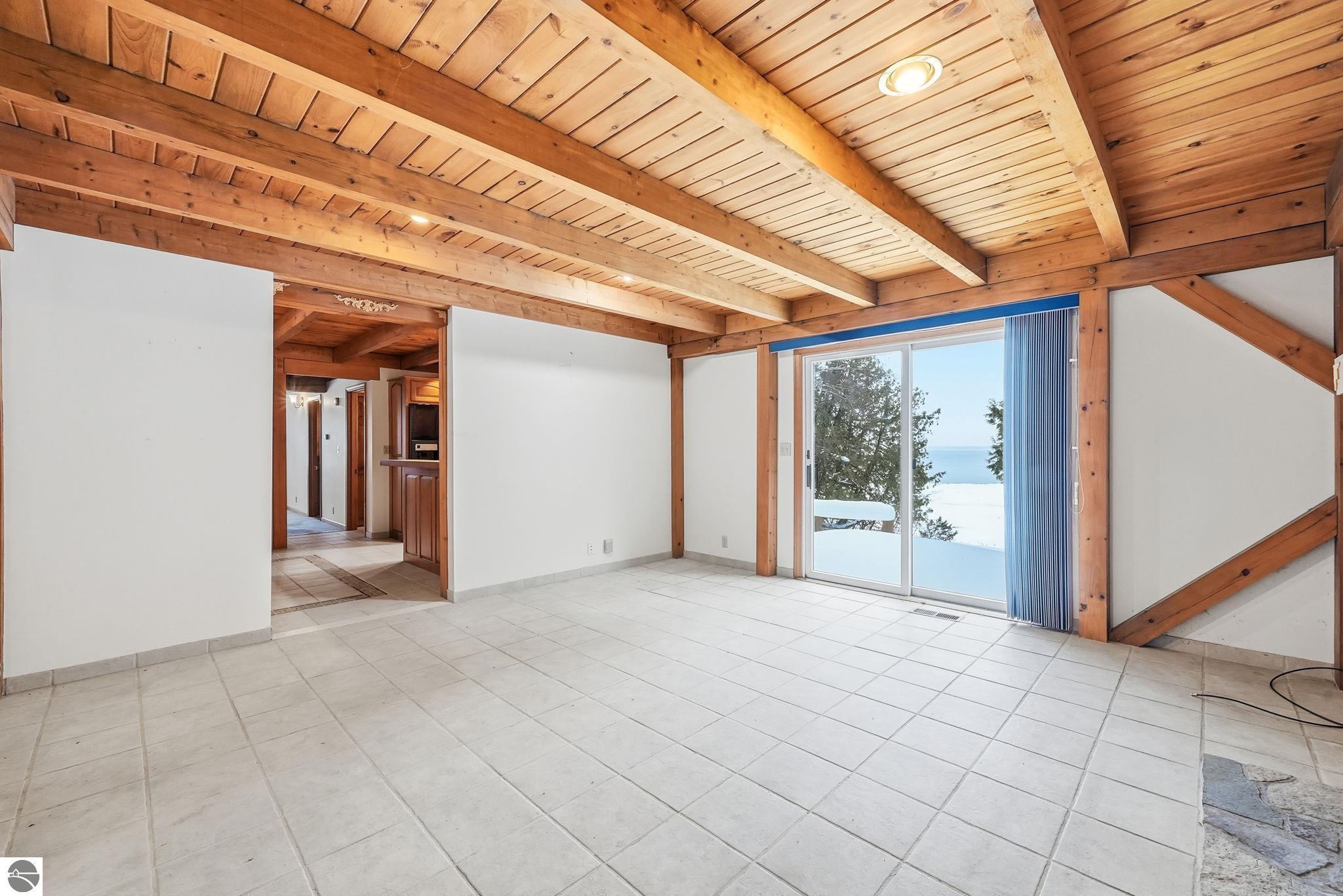 1275 S Nanagosa Trail