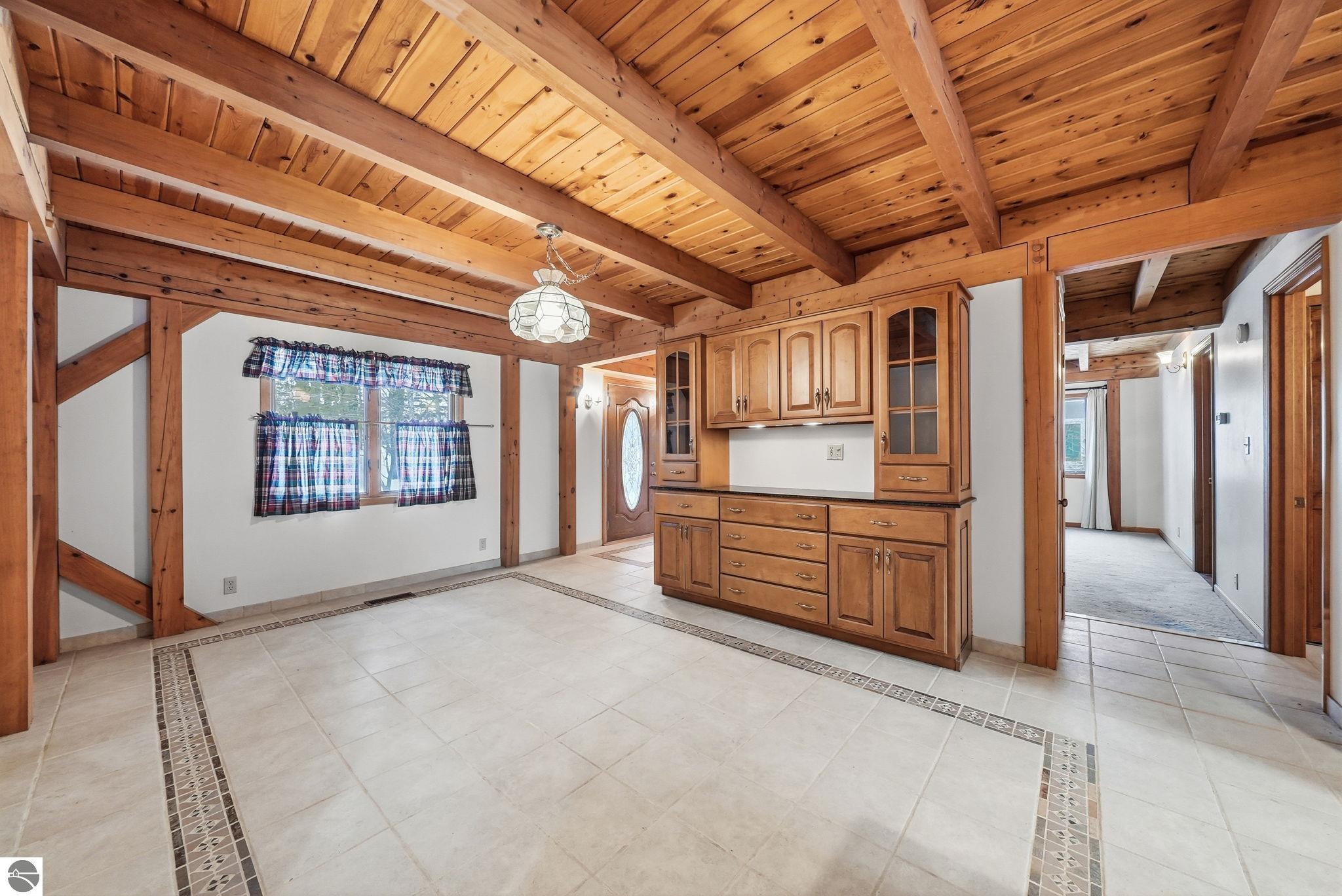 1275 S Nanagosa Trail