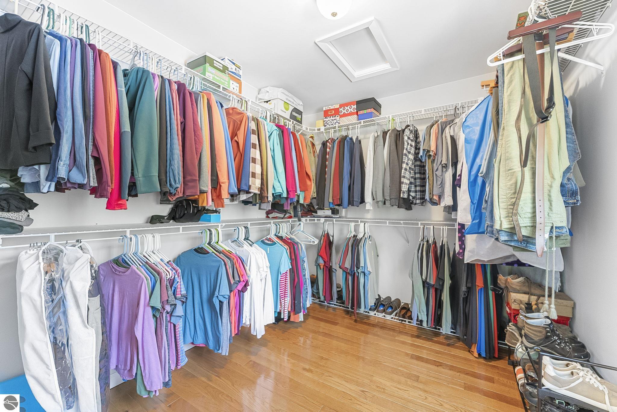 793 W Long Lake Road