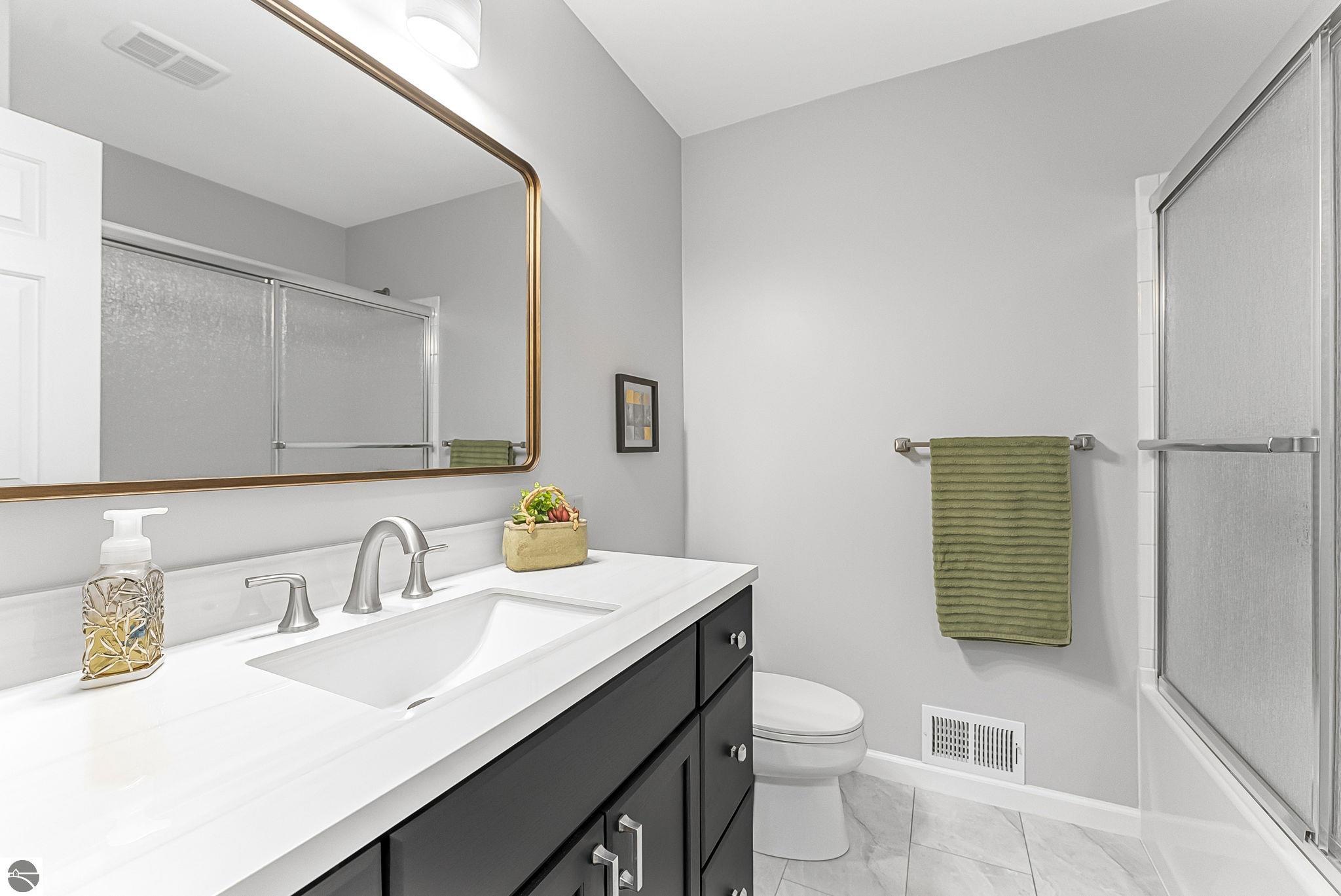 793 W Long Lake Road