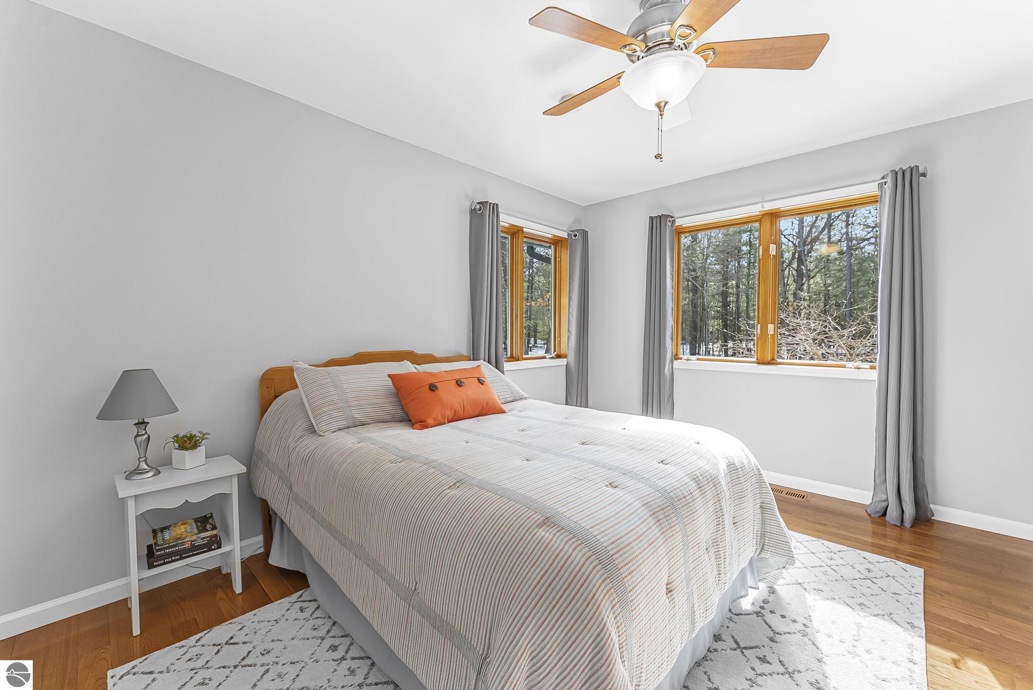 793 W Long Lake Road