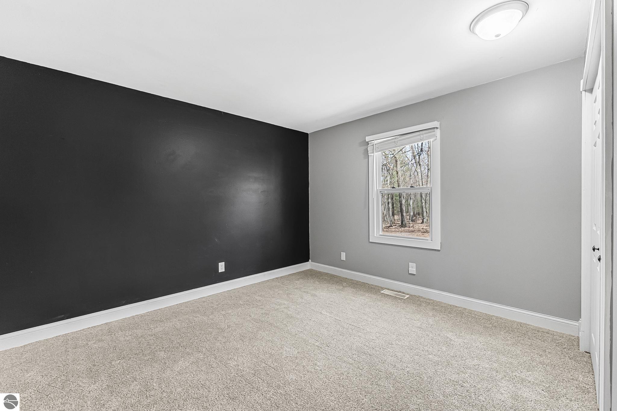9376 Cunningham Lane