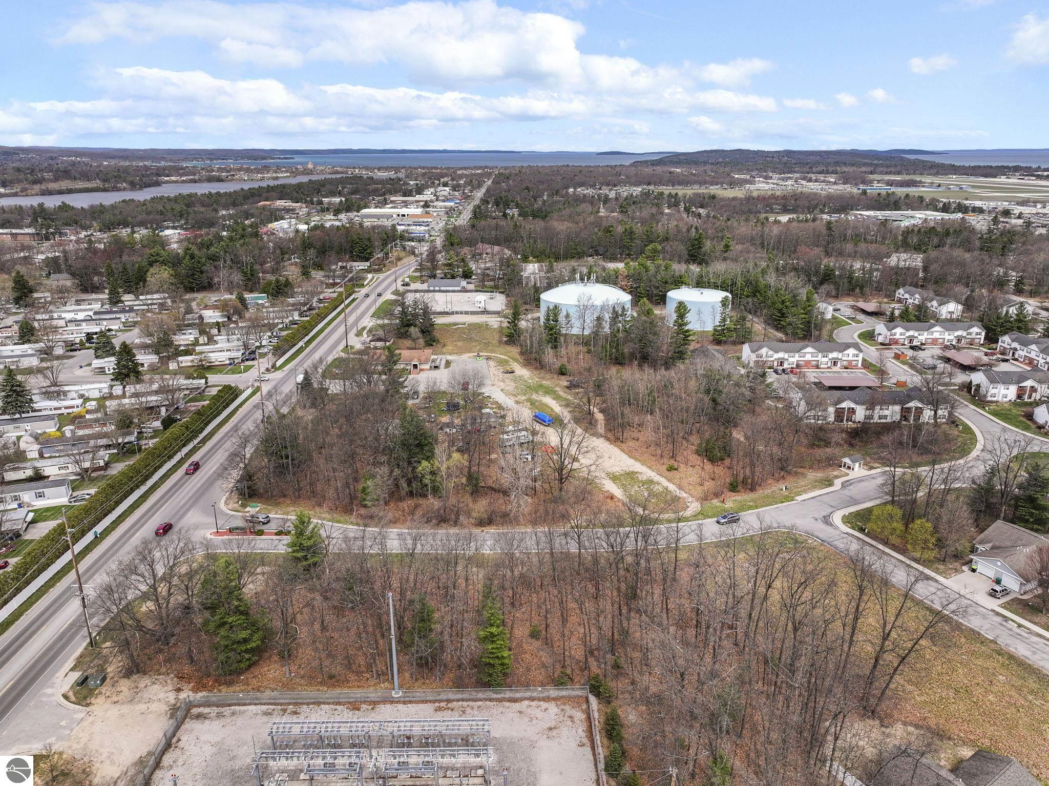 Unit 1 Lafranier Road # 1