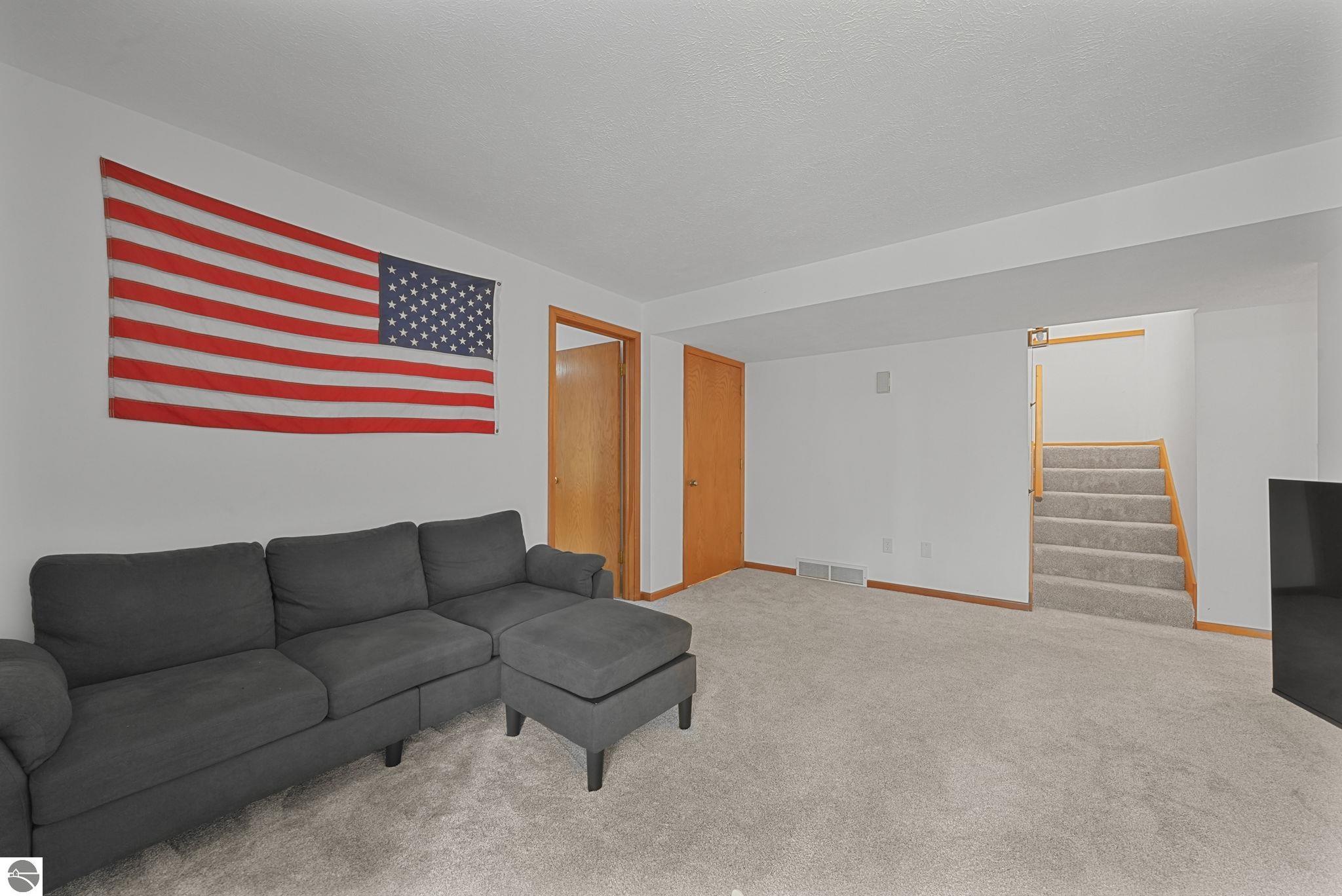 3317 N Timberwood Drive