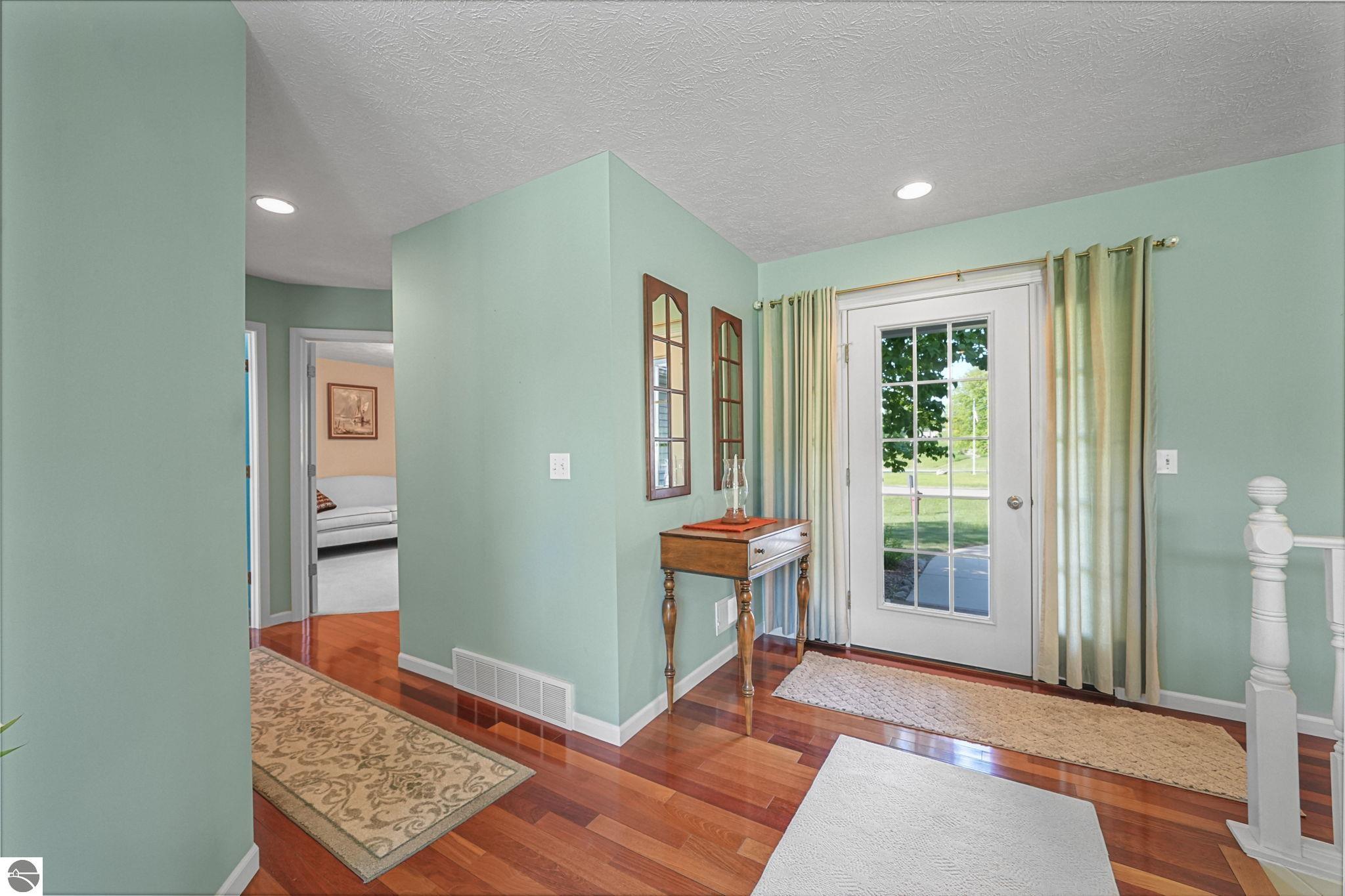 3098 Crown Wood Court