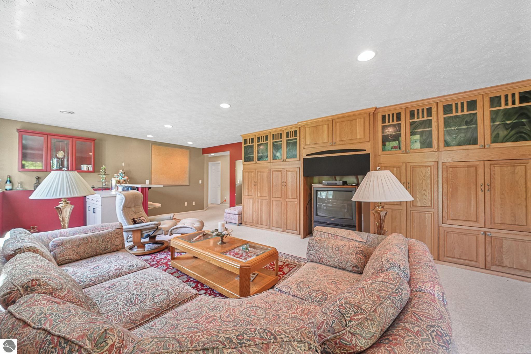 3098 Crown Wood Court