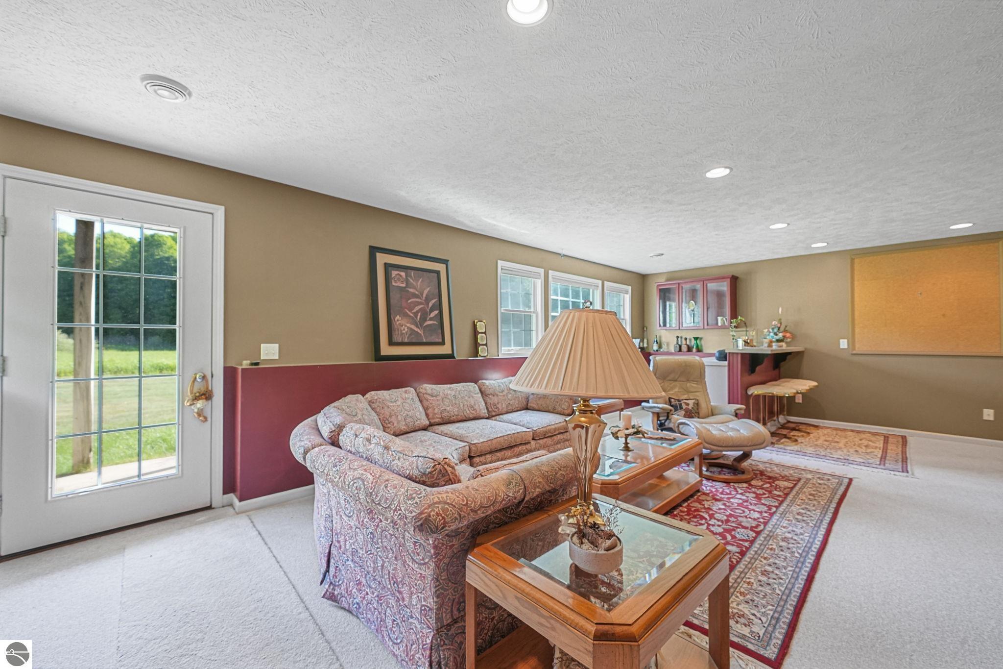 3098 Crown Wood Court
