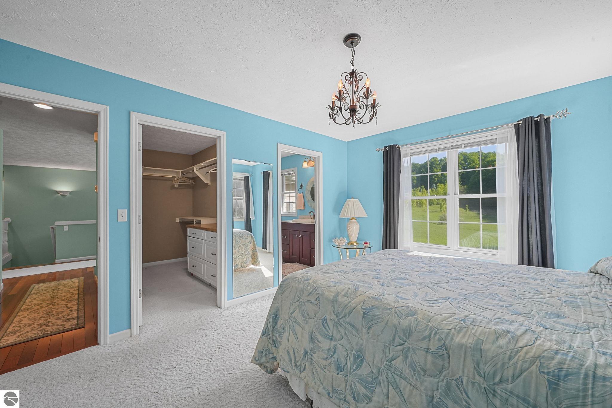 3098 Crown Wood Court