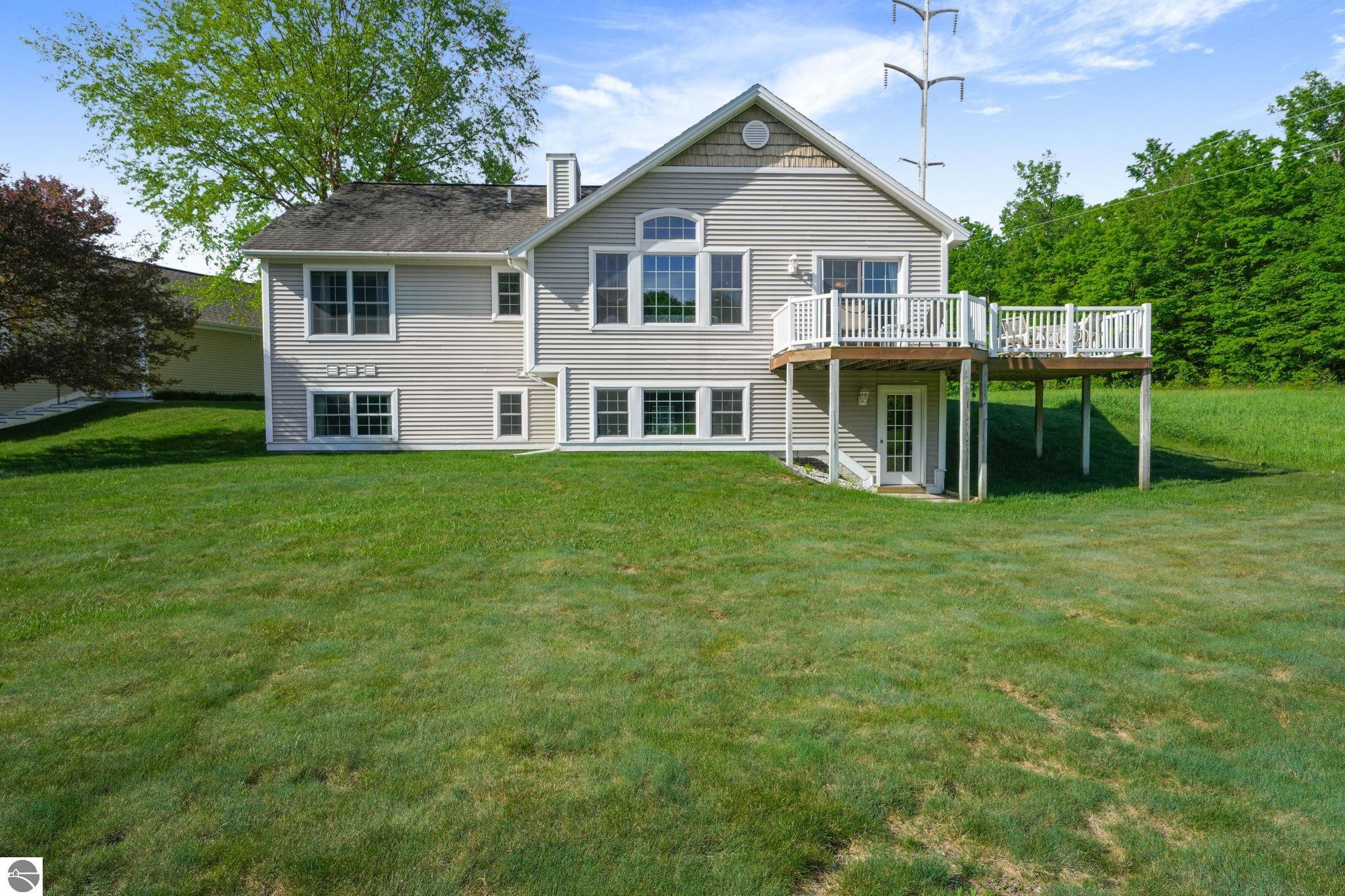 3098 Crown Wood Court