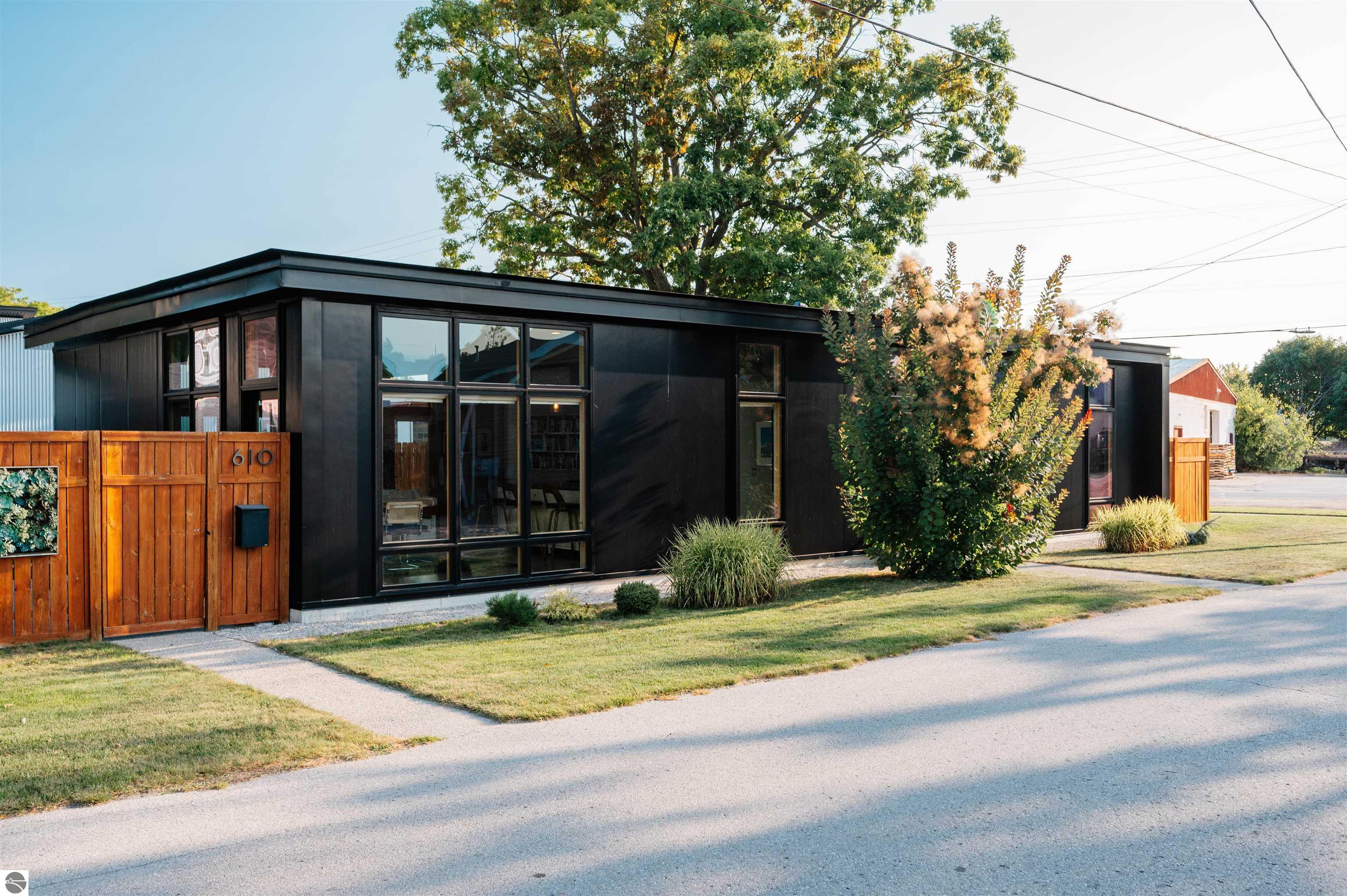 610 Lake Avenue