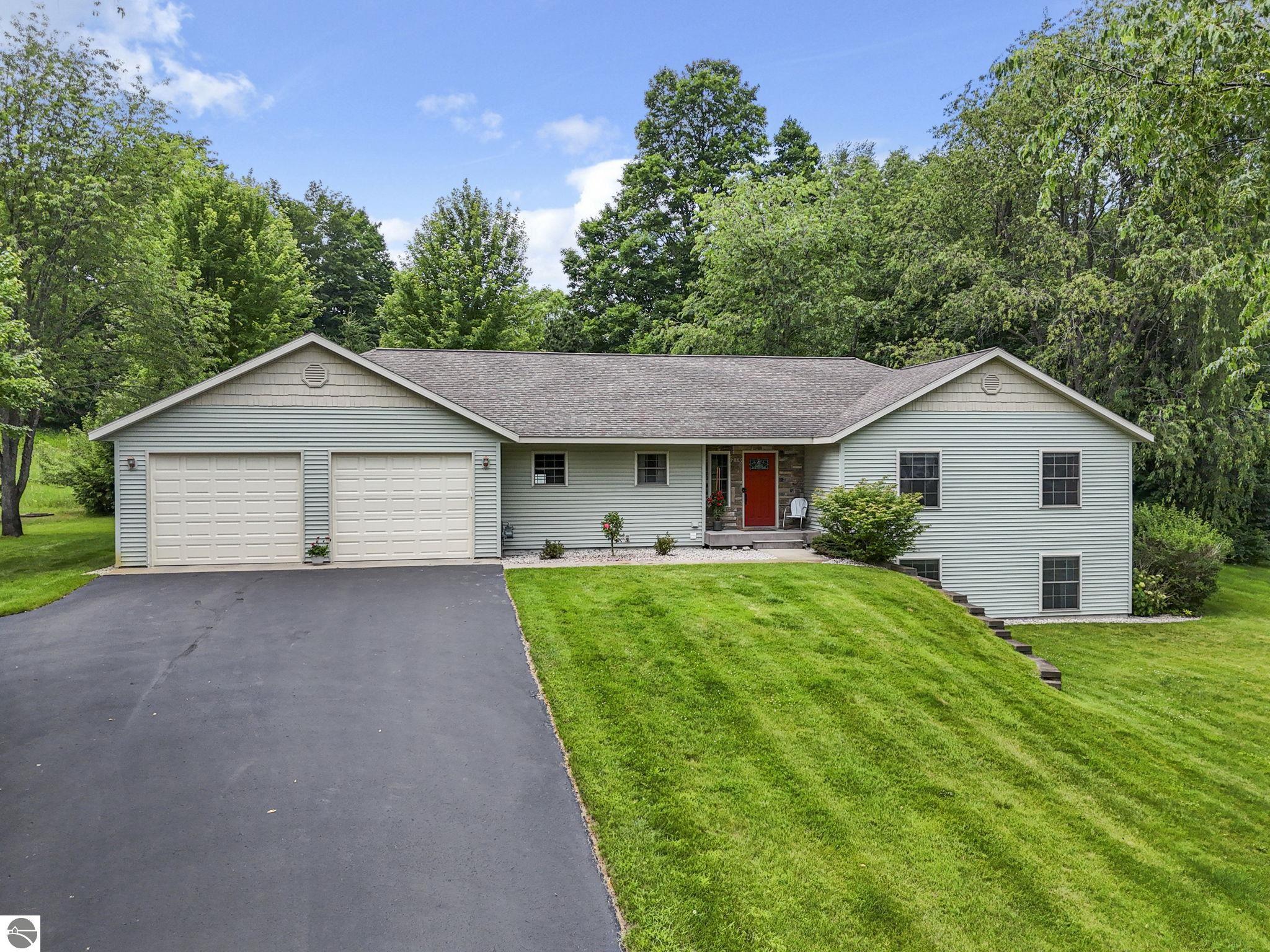 210 Cinnamon Lane