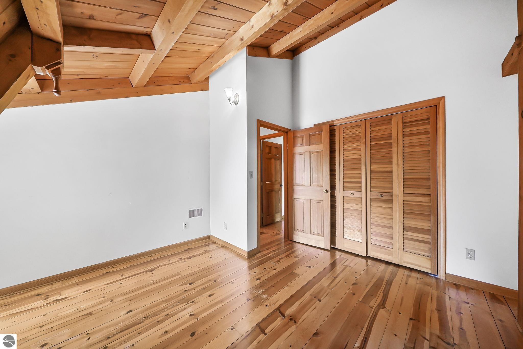 1275 S Nanagosa Trail