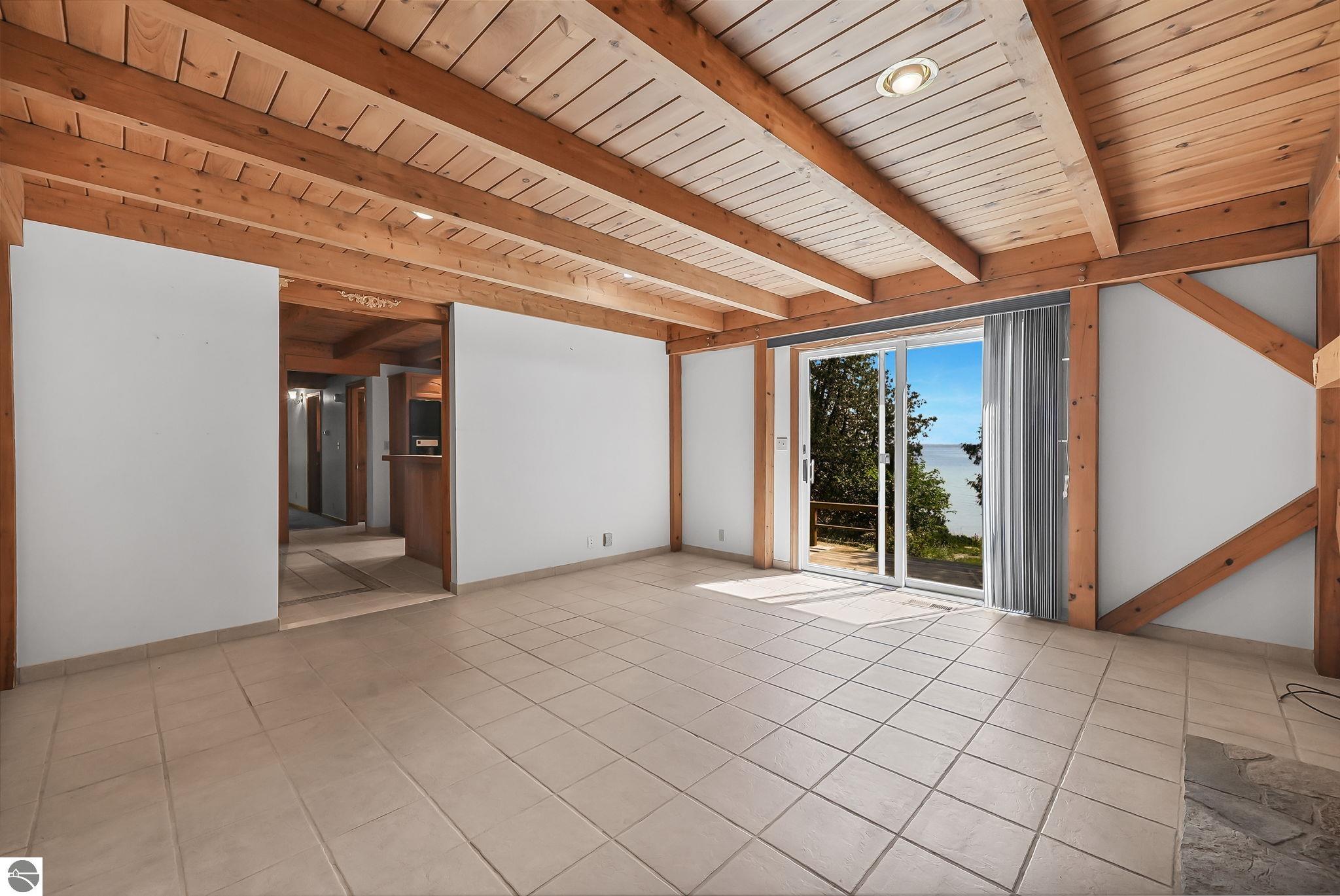1275 S Nanagosa Trail