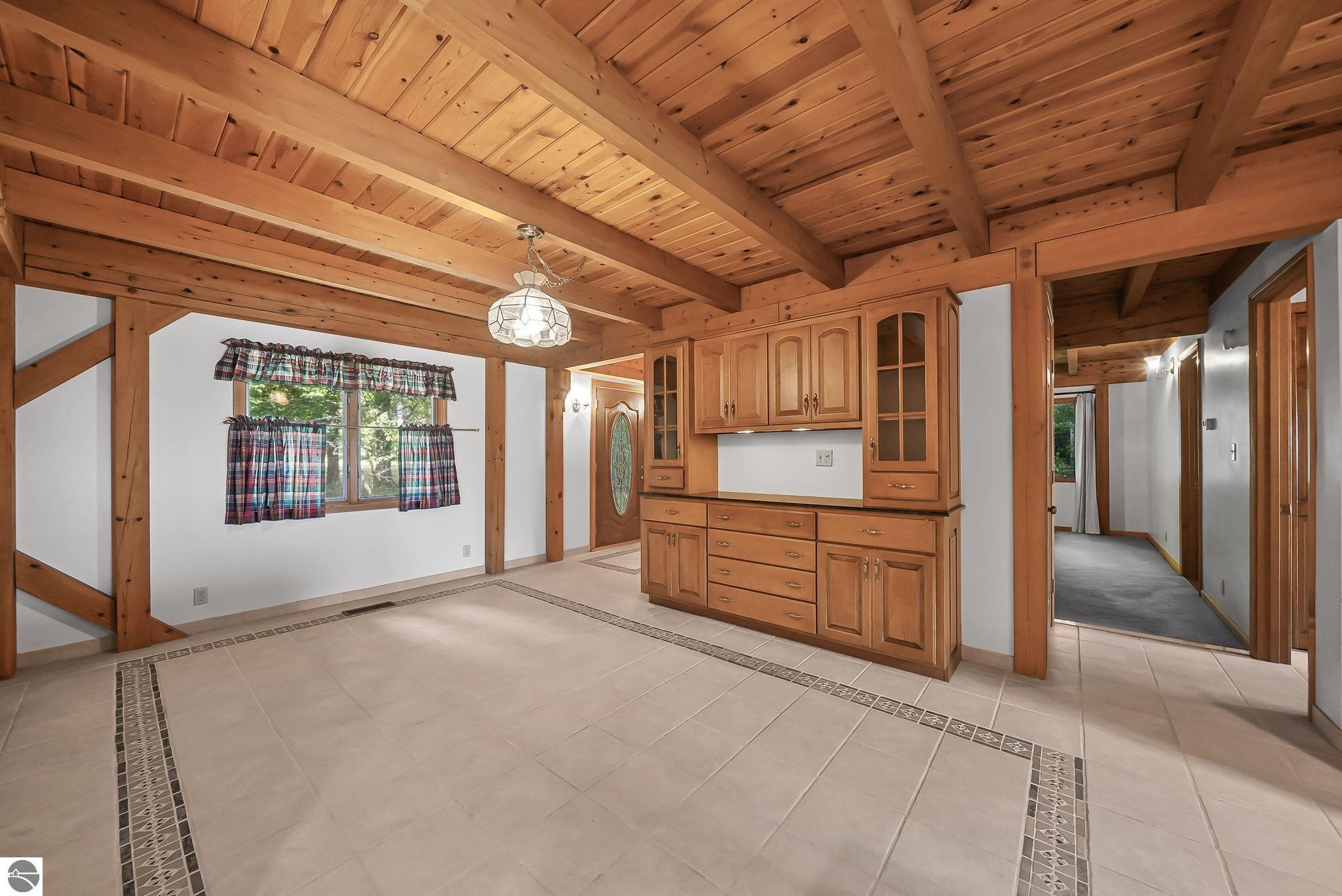 1275 S Nanagosa Trail