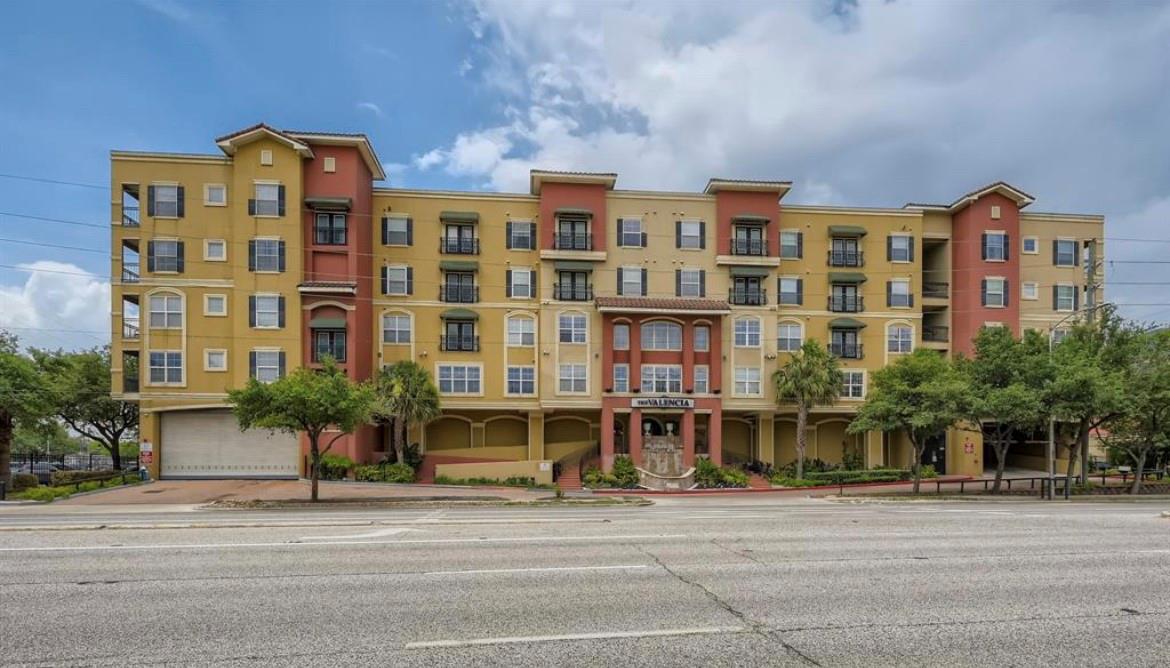 1711 Old Spanish Trail # 104