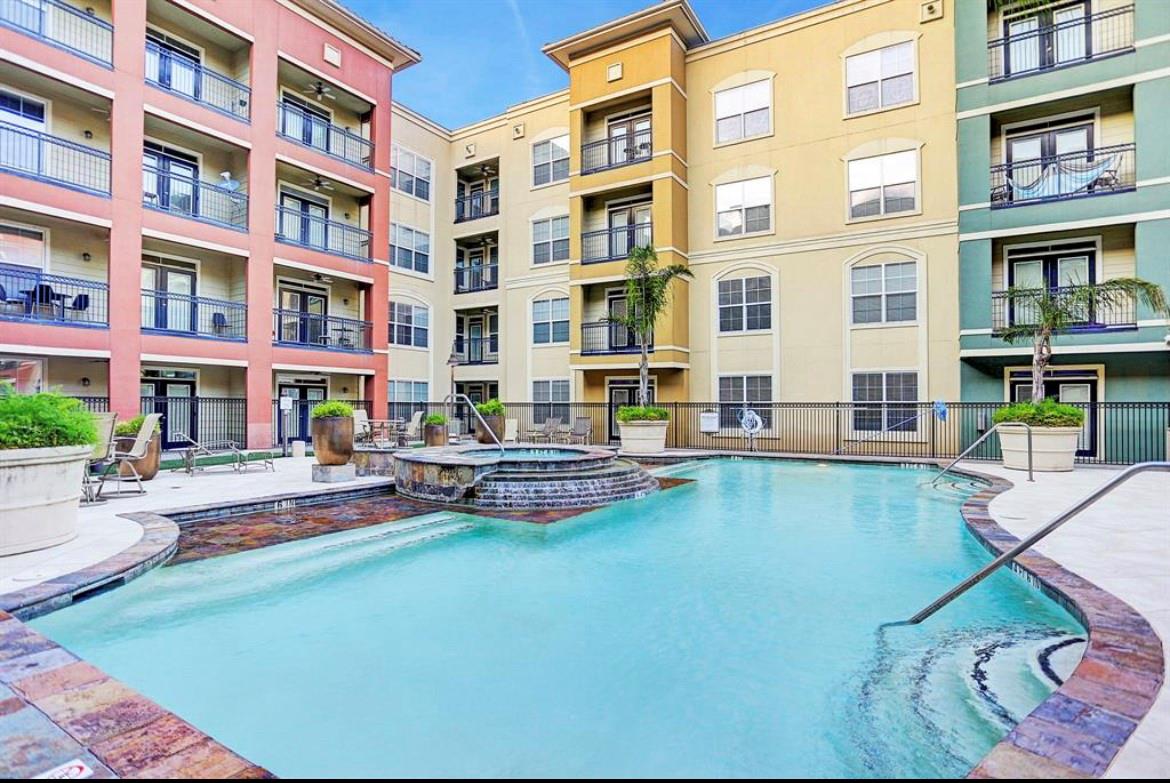 1711 Old Spanish Trail # 104