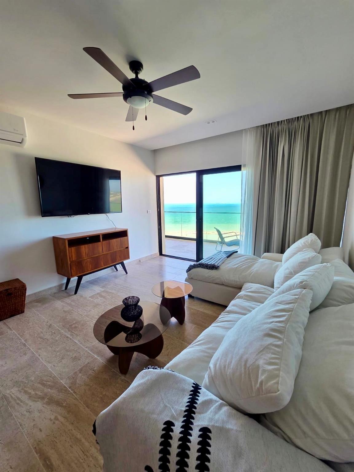 89 Calle 17 # 501 Unit: S 501